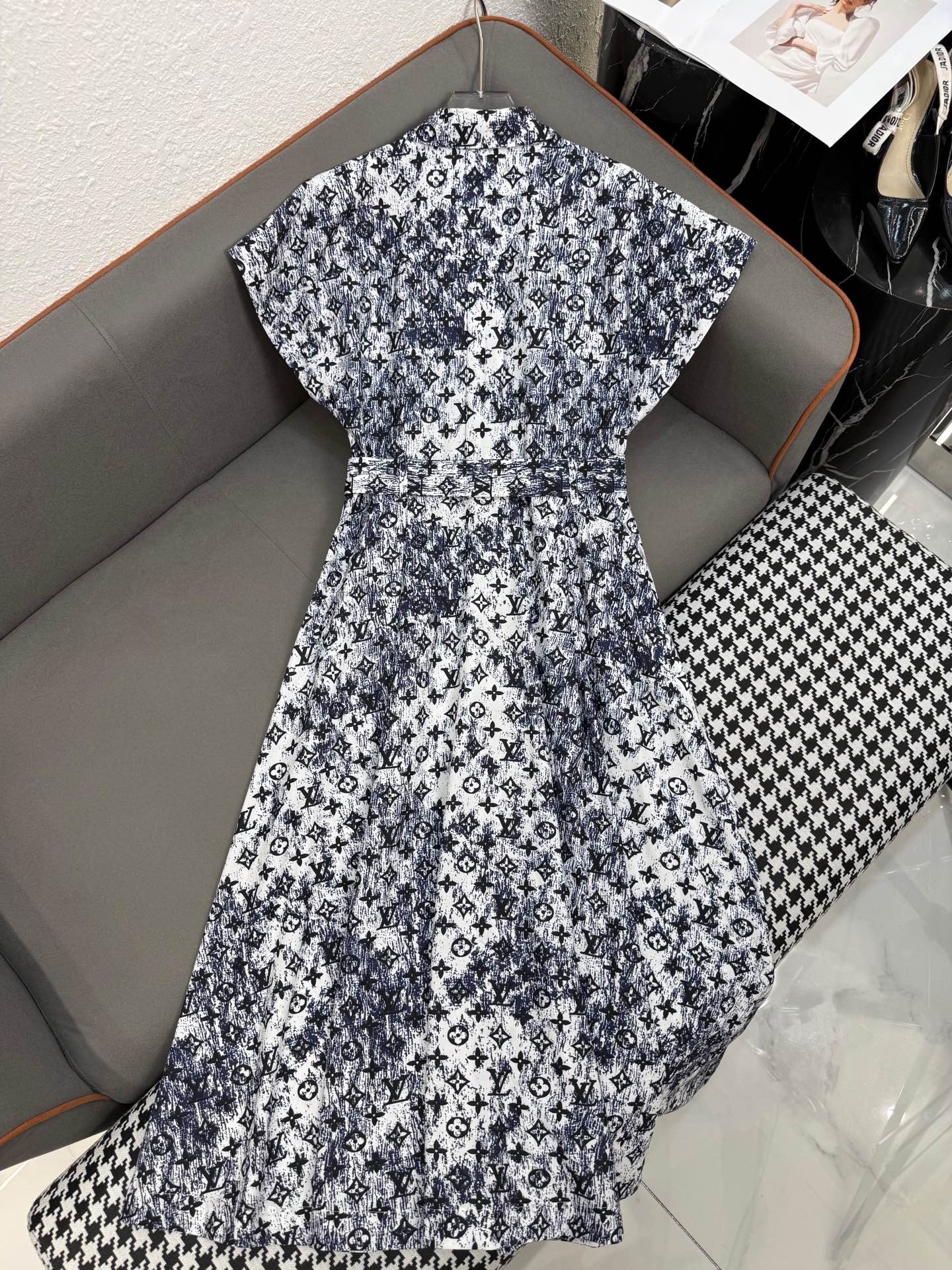 LOUIS VUITTON LV DRESS WITH BELT 269102