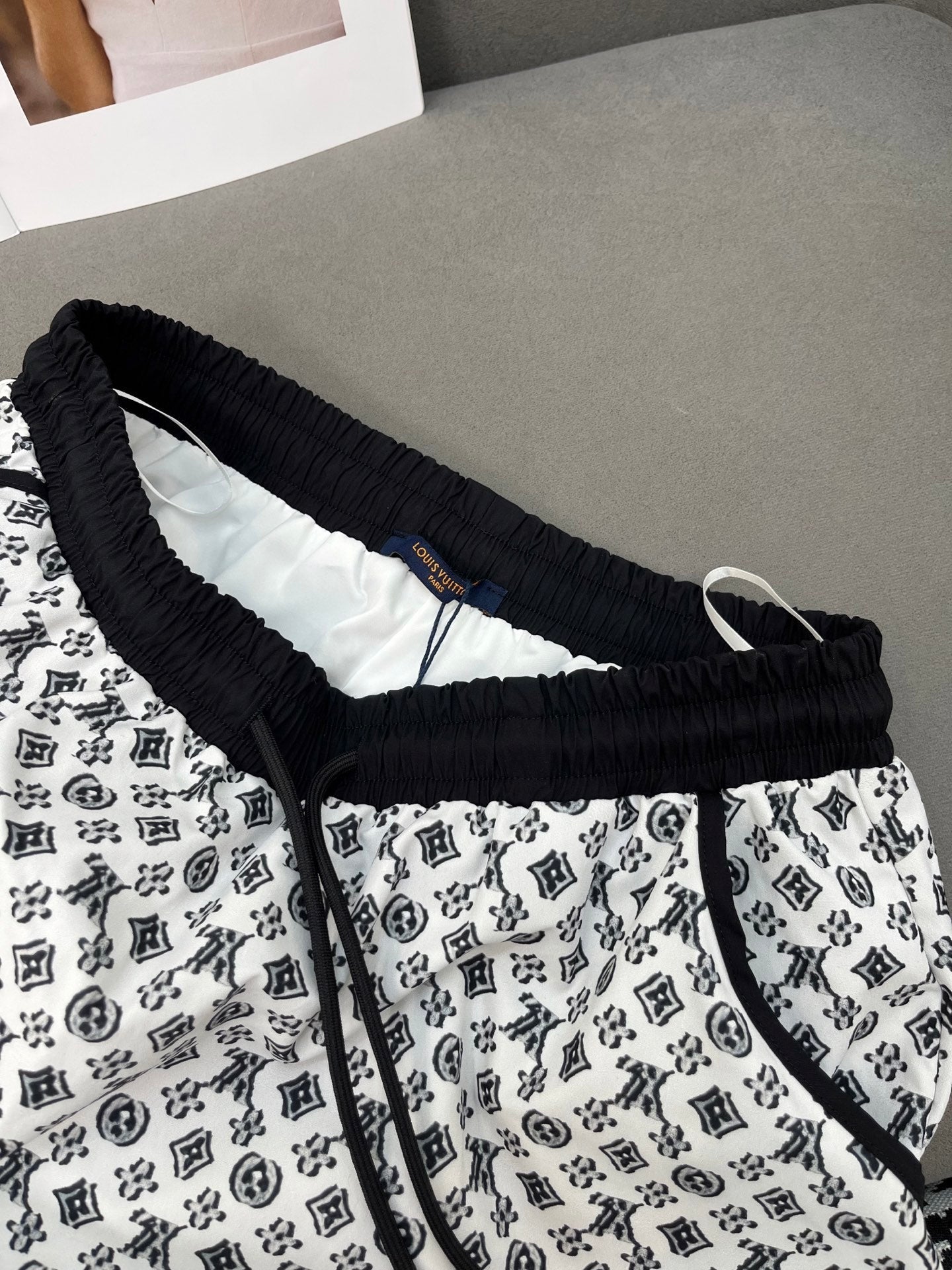 LOUIS VUITTON LV ELASTIC WAIST SKIRT 269019