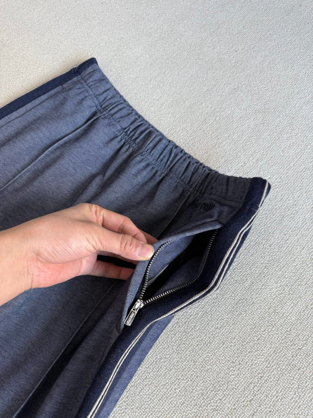 MIUMIU SPORTS PANTS STYLE 590