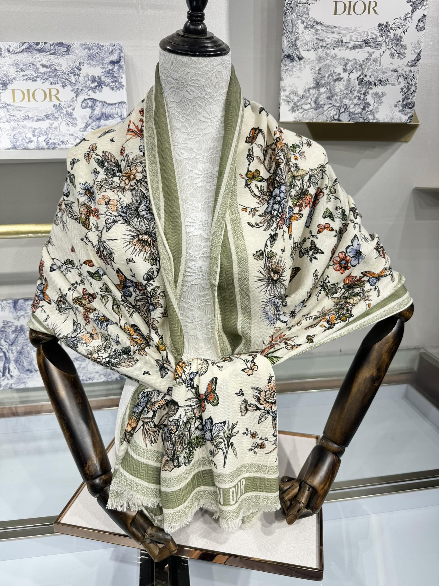 DIOR SCARF 180 CM IN COLORFUL CASHMERE AND SILK 408422