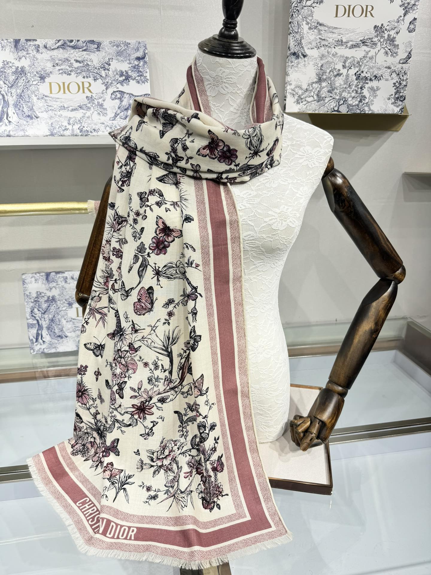 DIOR SCARF 180 CM IN COLORFUL CASHMERE AND SILK 408421