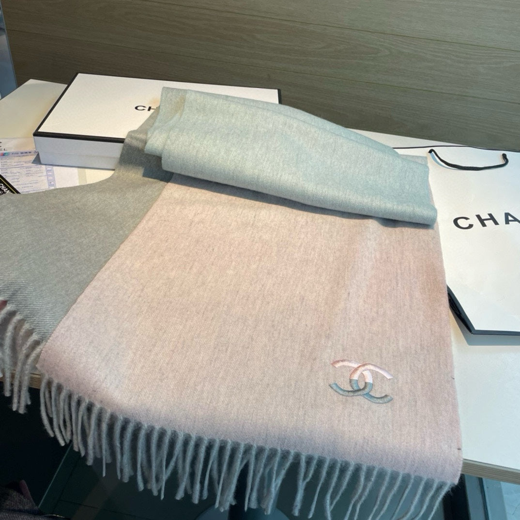CHANEL SCARF 180 CM IN COLORFUL CASHMERE 387916