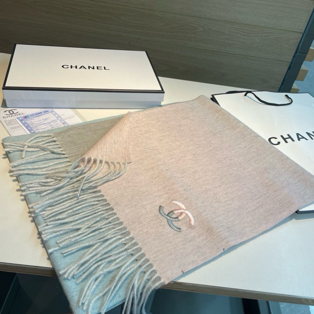 CHANEL SCARF 180 CM IN COLORFUL CASHMERE 387916