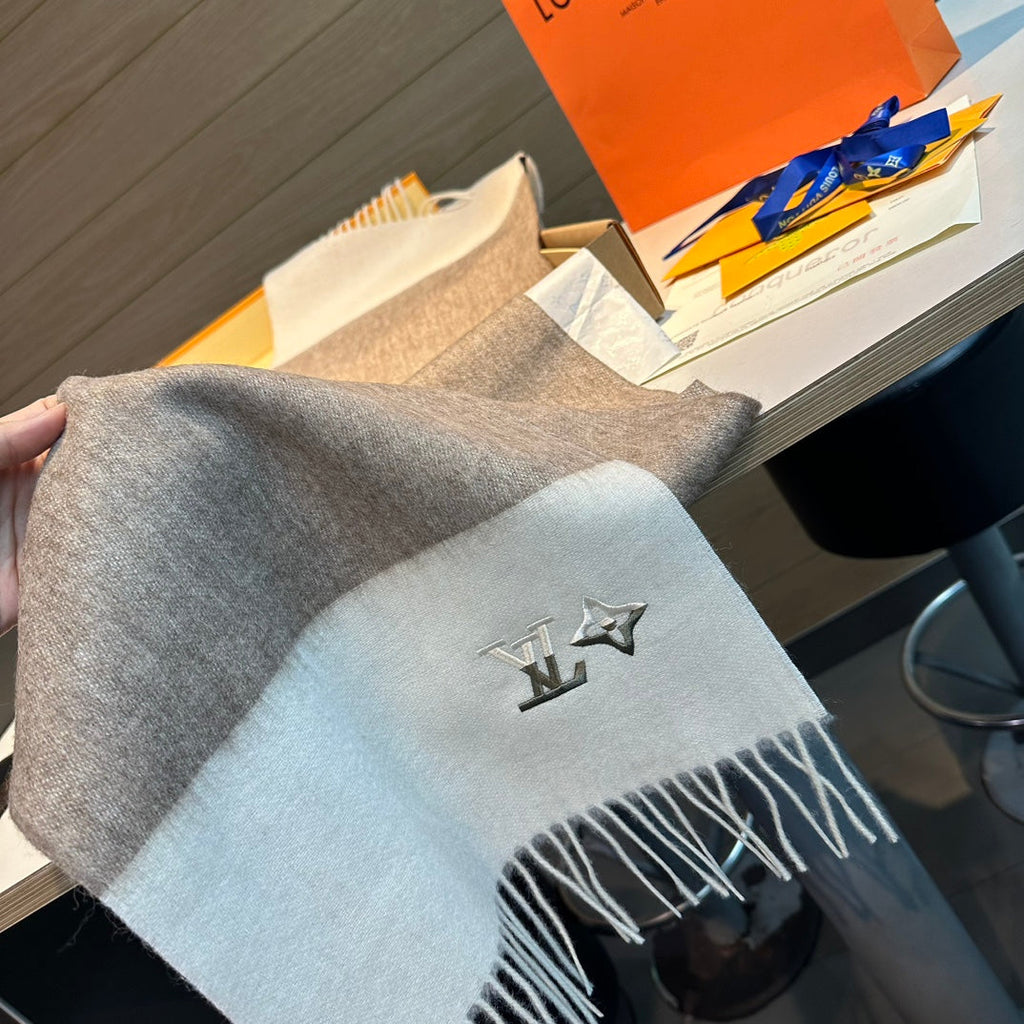 LOUIS VUITTON SCARF 185 CM IN MEDIUM BROWN MIX WHITE CASHMERE 390093
