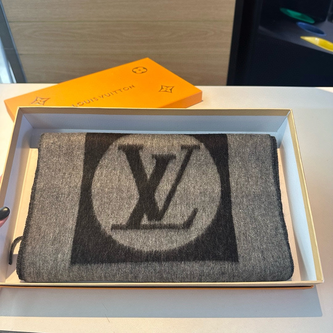 LOUIS VUITTON SCARF 180 CM IN SHADOW GRAY CASHMERE 394488