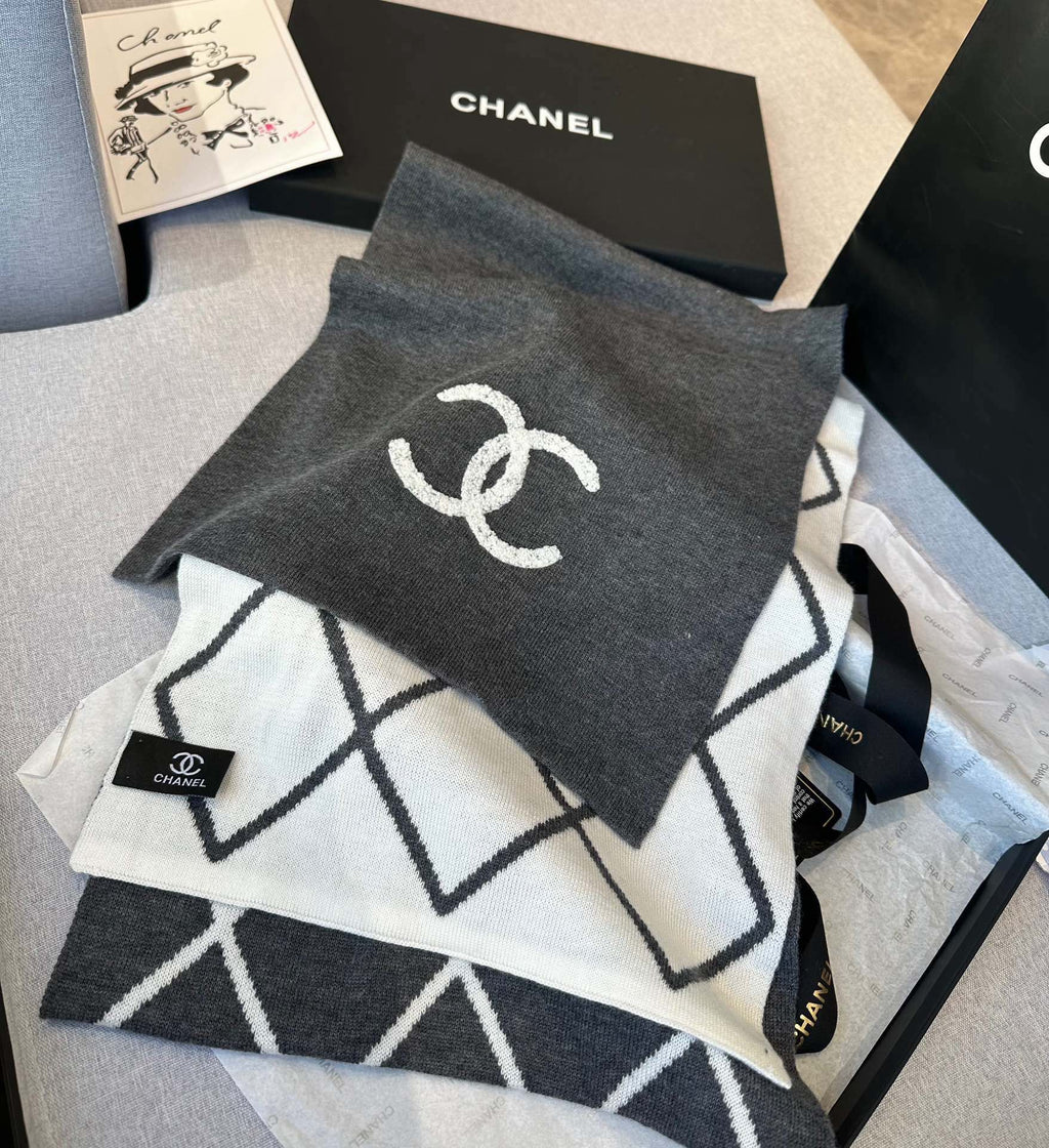 CHANEL SCARF 180 CM IN MOUSE GRAY MIX WHITE CASHMERE 401970