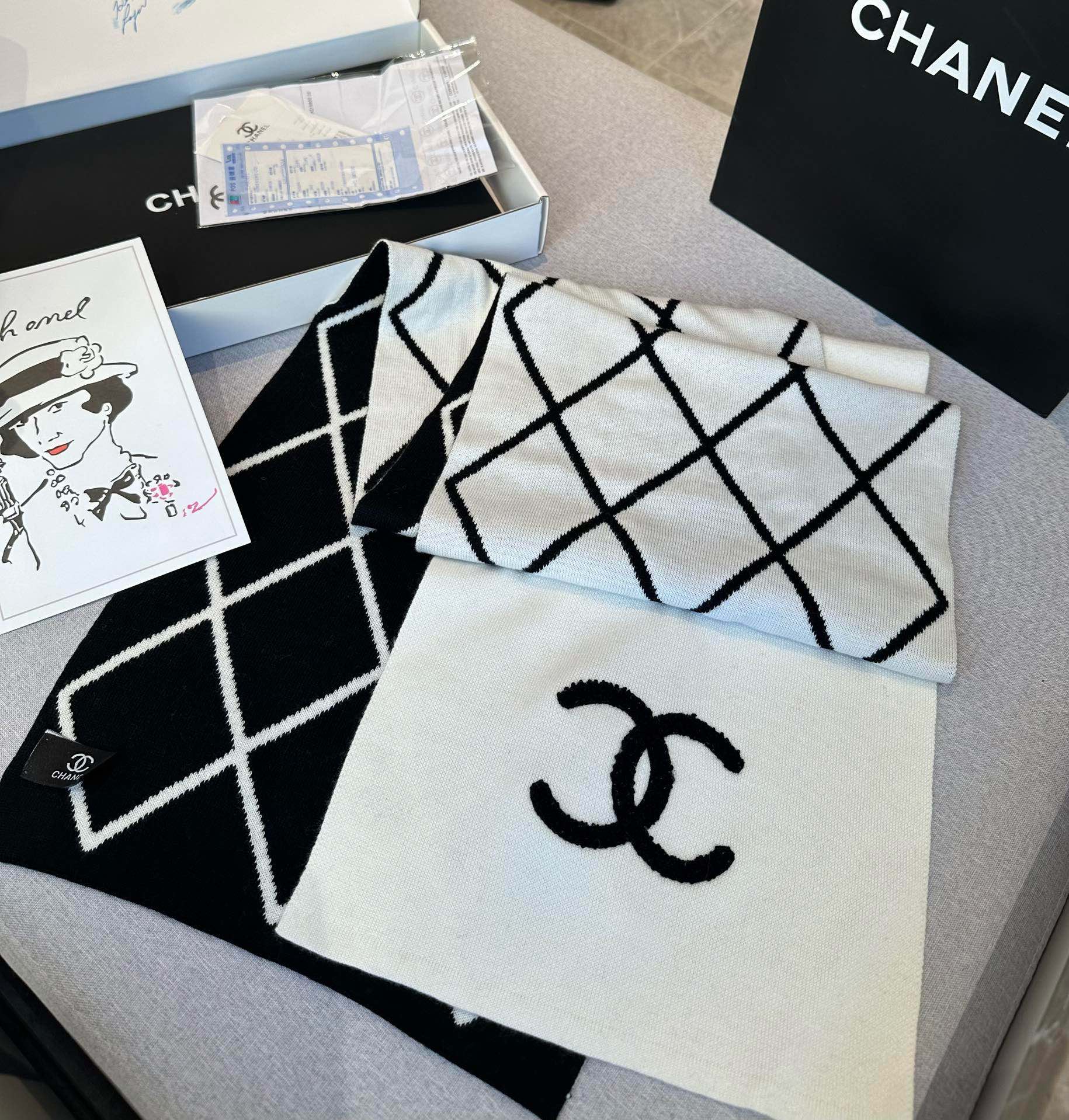 CHANEL SCARF 180 CM IN BLACK MIX WHITE CASHMERE 401971
