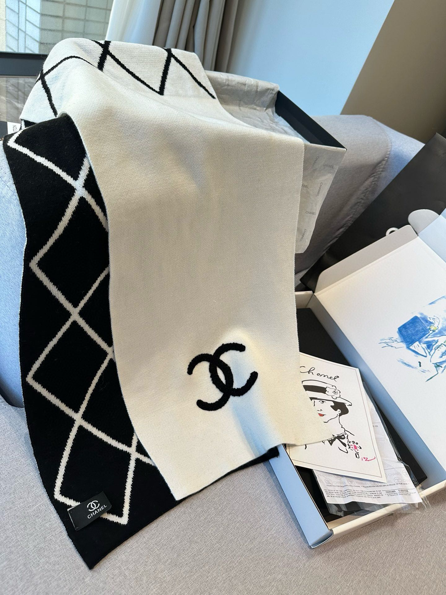CHANEL SCARF 180 CM IN BLACK MIX WHITE CASHMERE 401971
