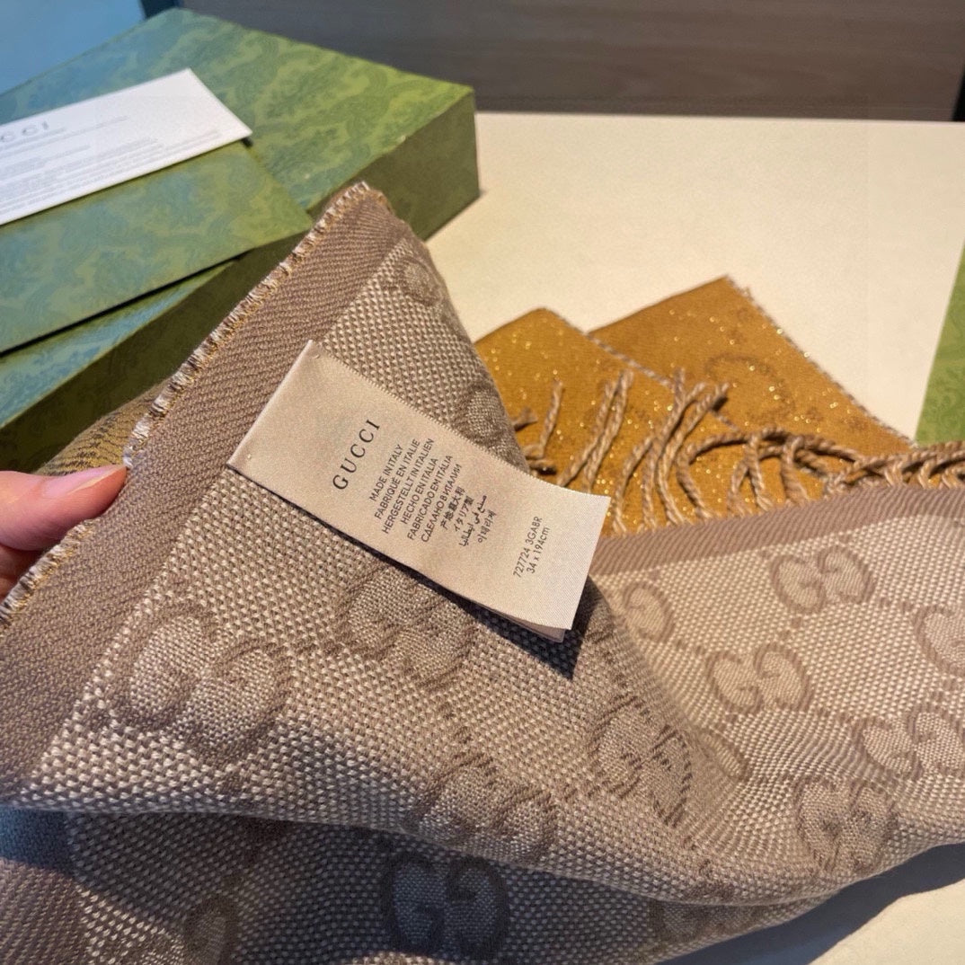 GUCCI SCARF IN PEANUT BROWN AND KHAKI BROWN WOOL 405142