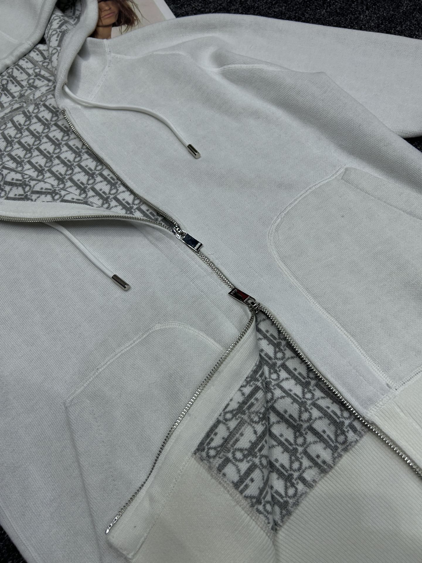 DIOR 25S HOODED KNIT JACKET STYLE 370