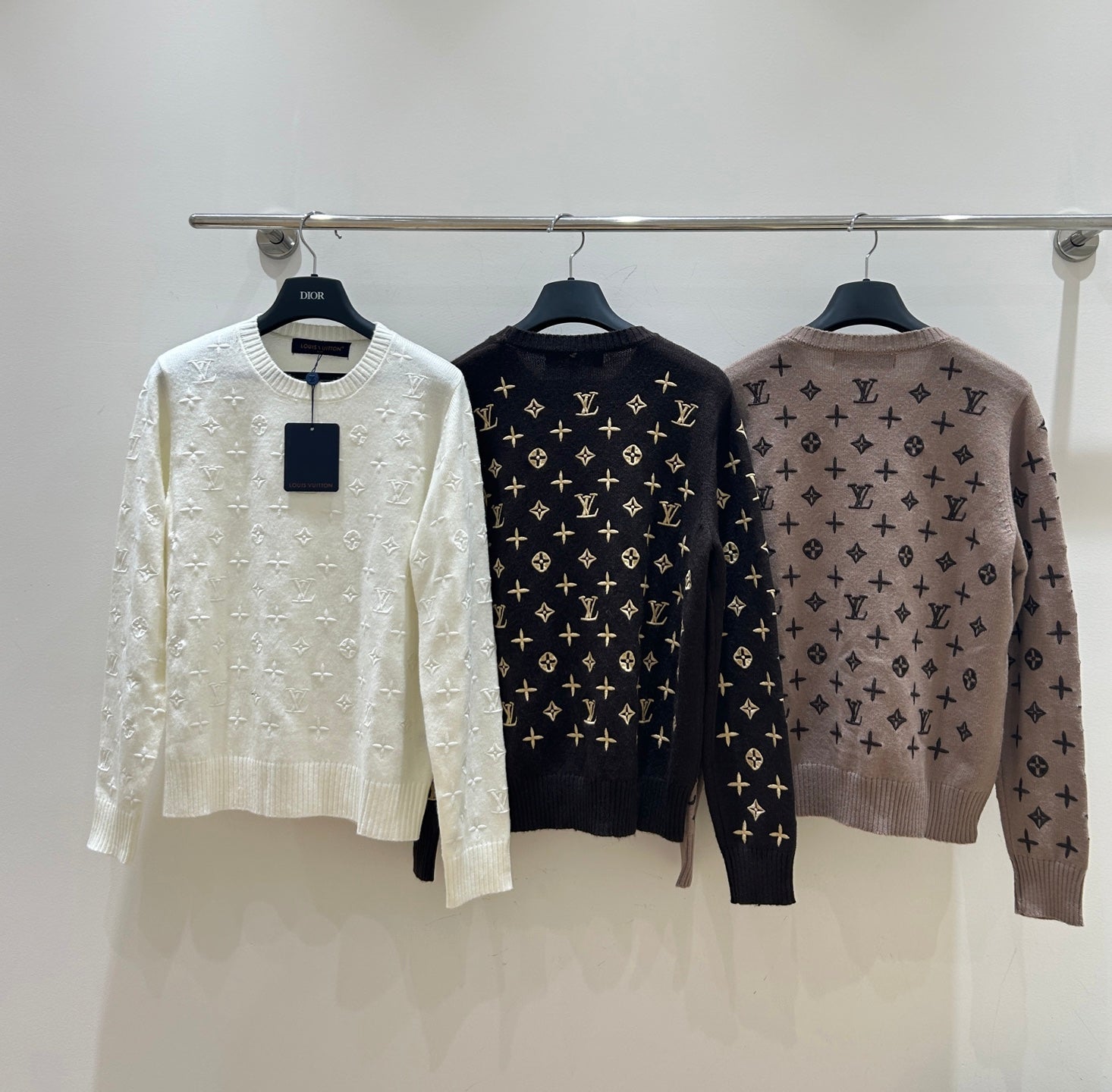 LOUIS VUITTON LV 25S SWEATER 0115