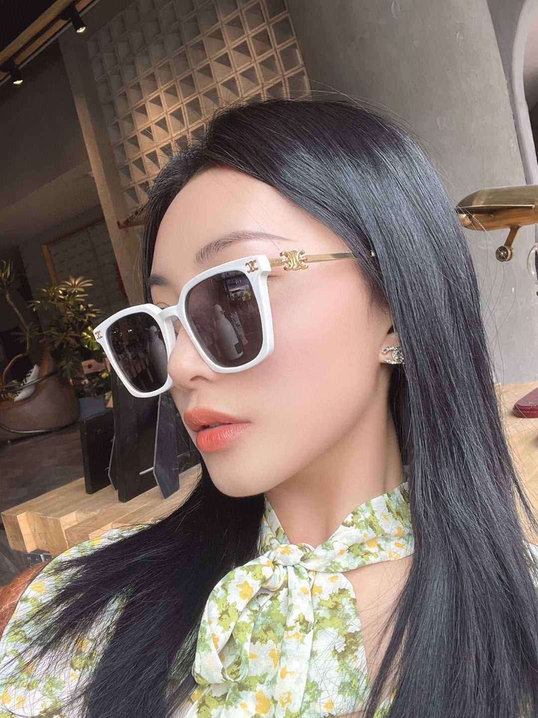CELINE TRIOMPHE SUNGLASS 497817 IN WHITE METAL BLACK LENSES