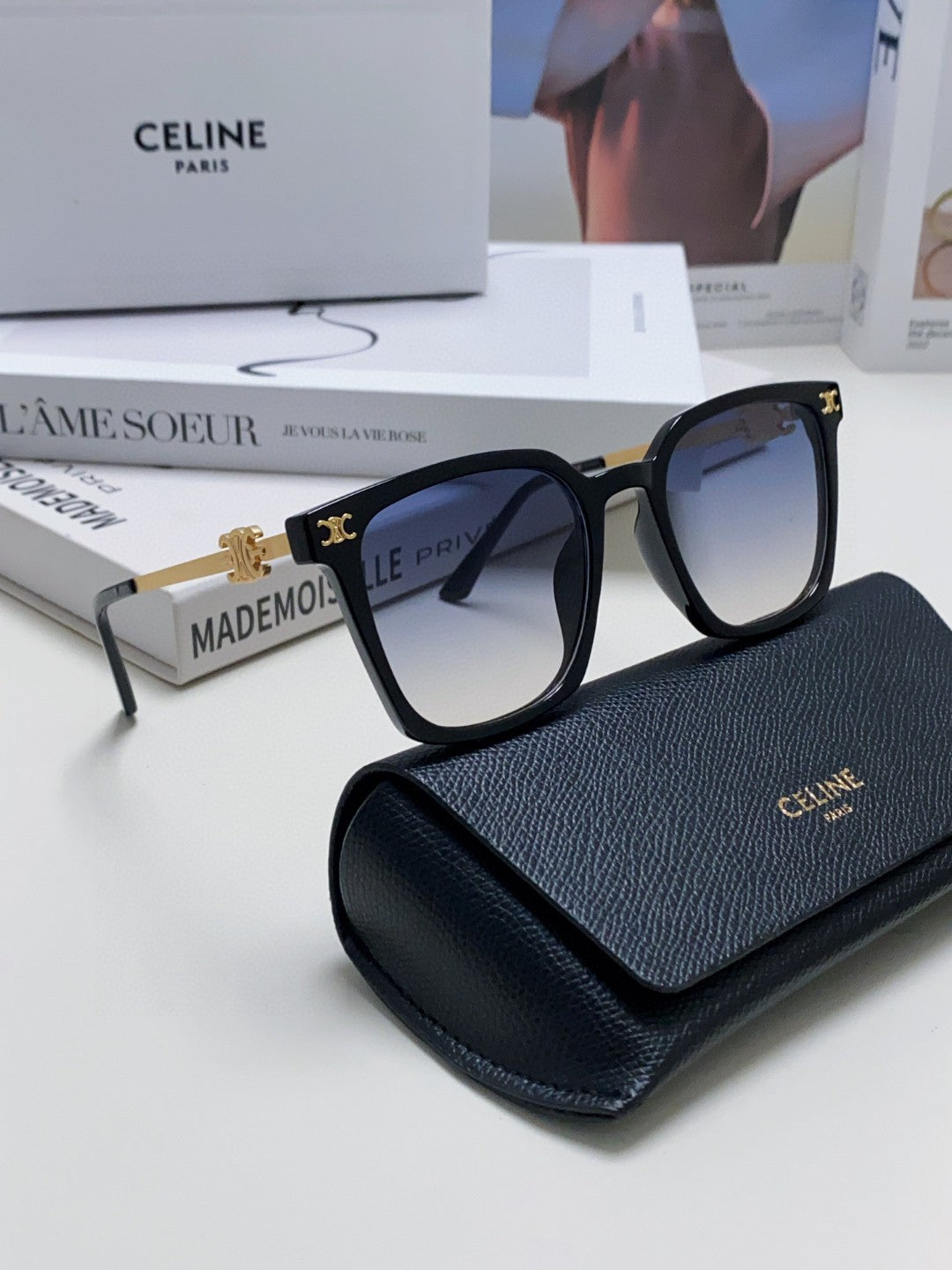 CELINE TRIOMPHE SUNGLASS 497819 IN GOLD METAL BLACK SMOKE LENSES