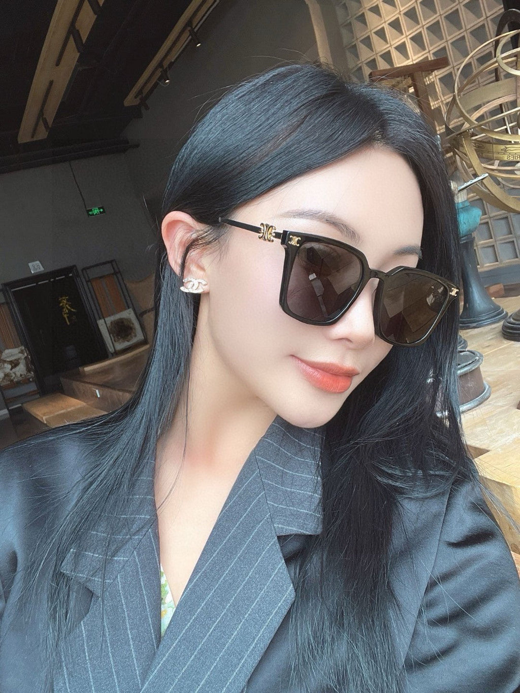 CELINE TRIOMPHE SUNGLASS 497820 IN GOLD METAL BLACK LENSES