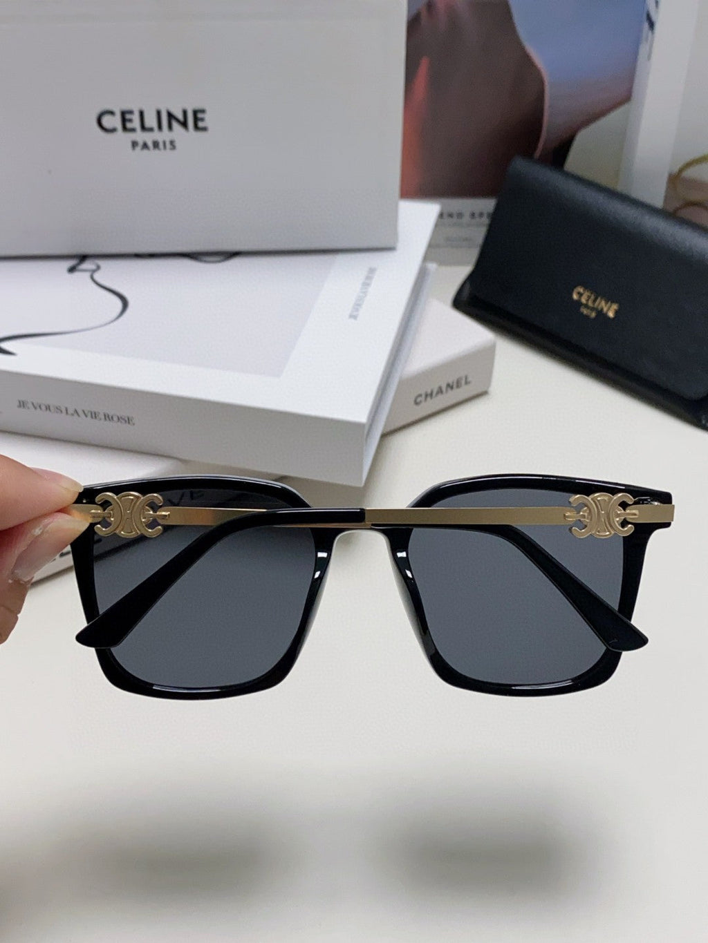 CELINE TRIOMPHE SUNGLASS 497820 IN GOLD METAL BLACK LENSES