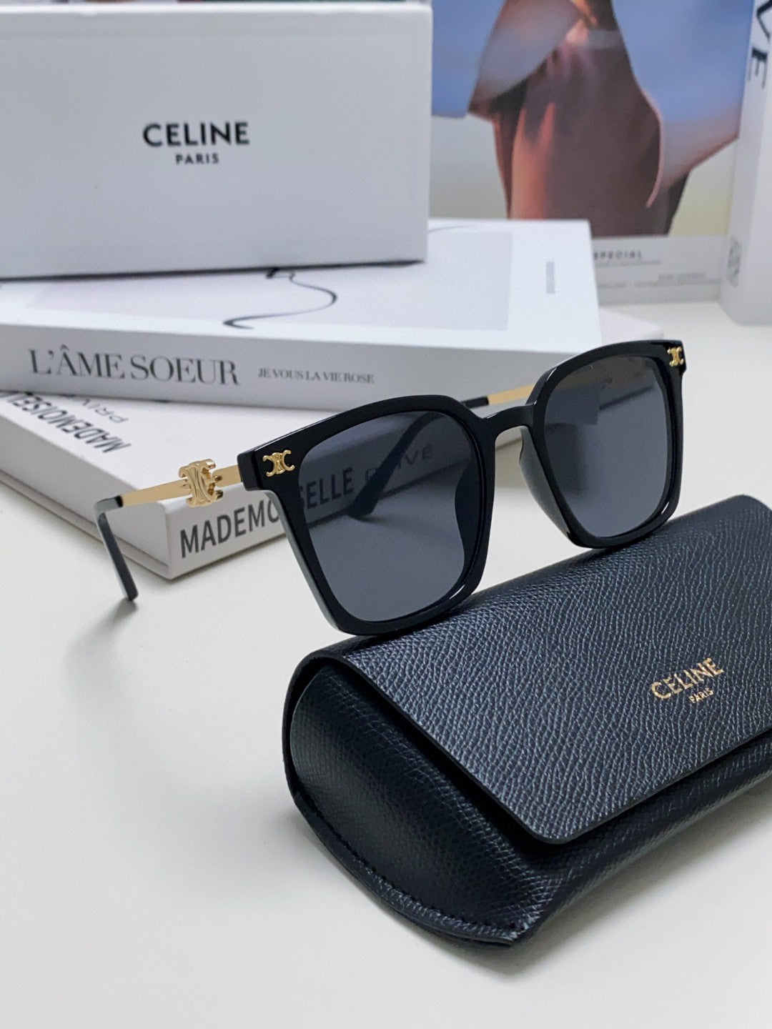 CELINE TRIOMPHE SUNGLASS 497820 IN GOLD METAL BLACK LENSES