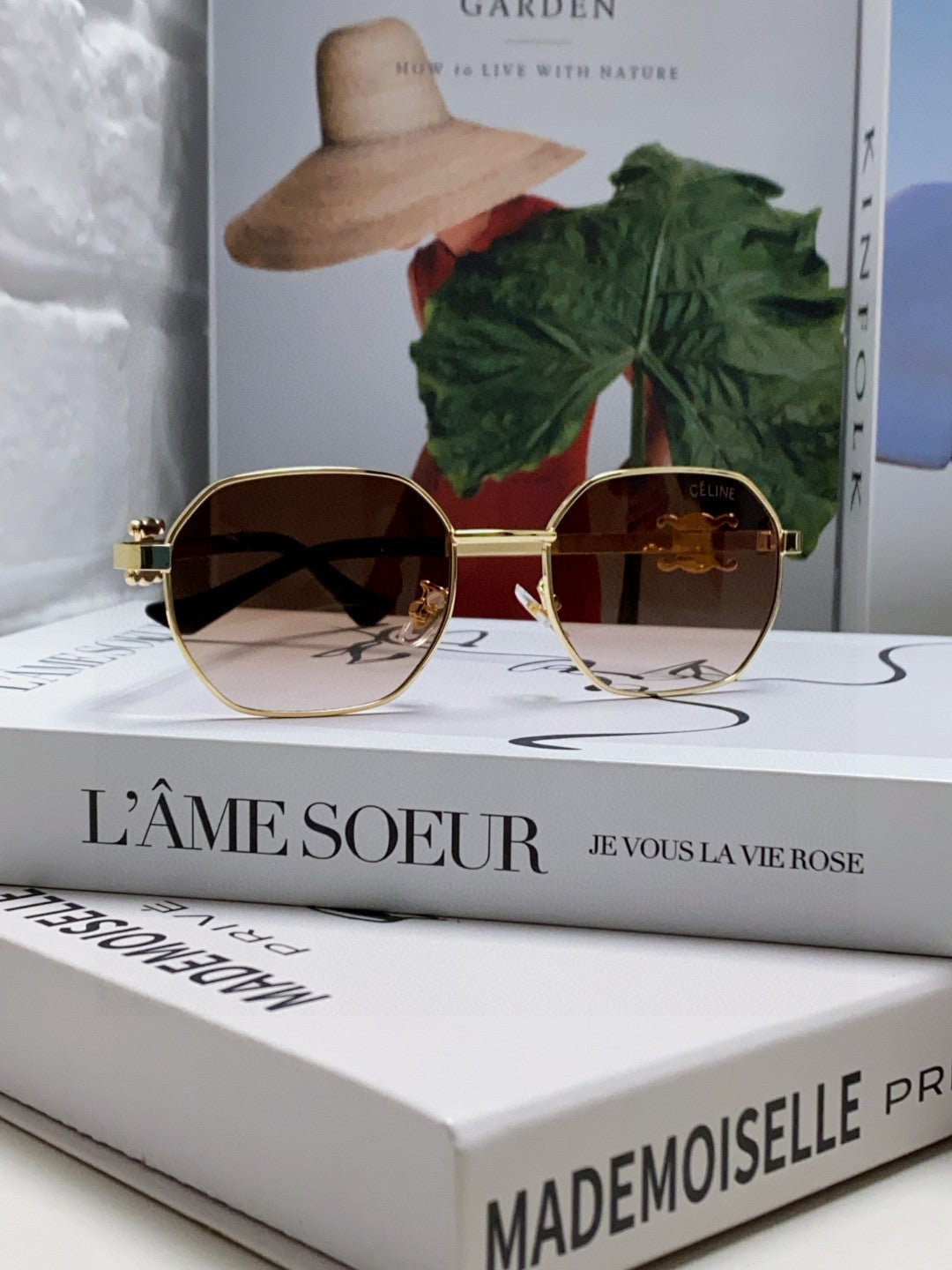 CELINE TRIOMPHE SUNGLASS 497822 IN GOLD METAL BROWN SMOKE LENSES