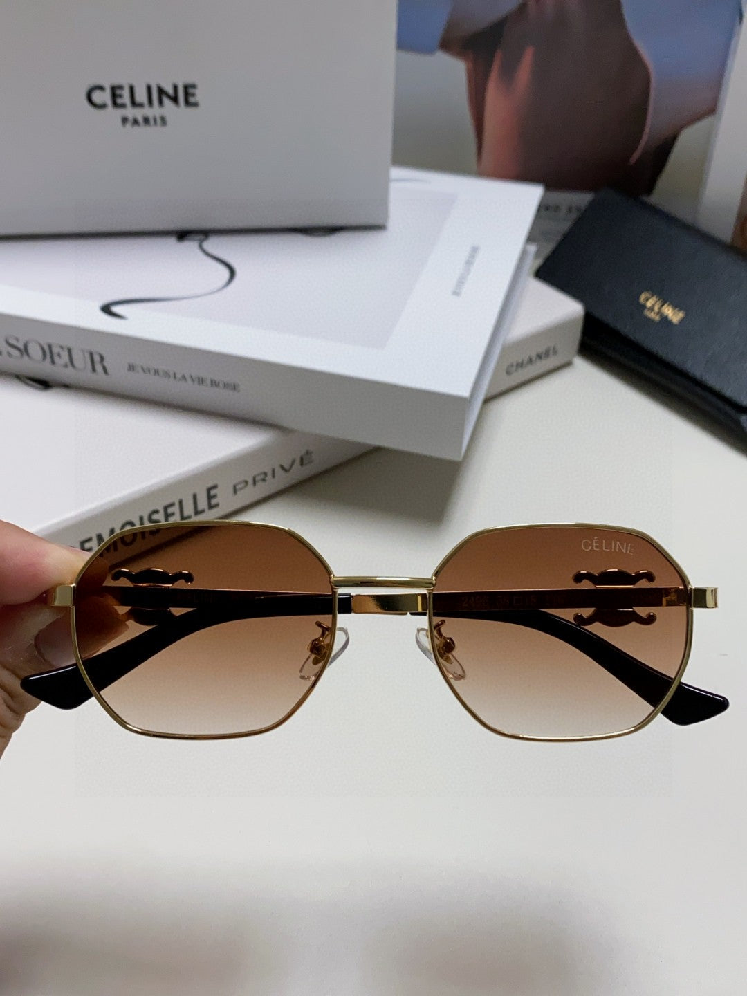 CELINE TRIOMPHE SUNGLASS 497822 IN GOLD METAL BROWN SMOKE LENSES