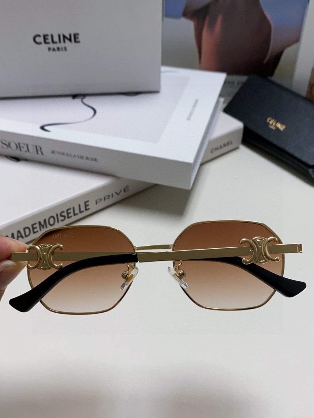 CELINE TRIOMPHE SUNGLASS 497822 IN GOLD METAL BROWN SMOKE LENSES