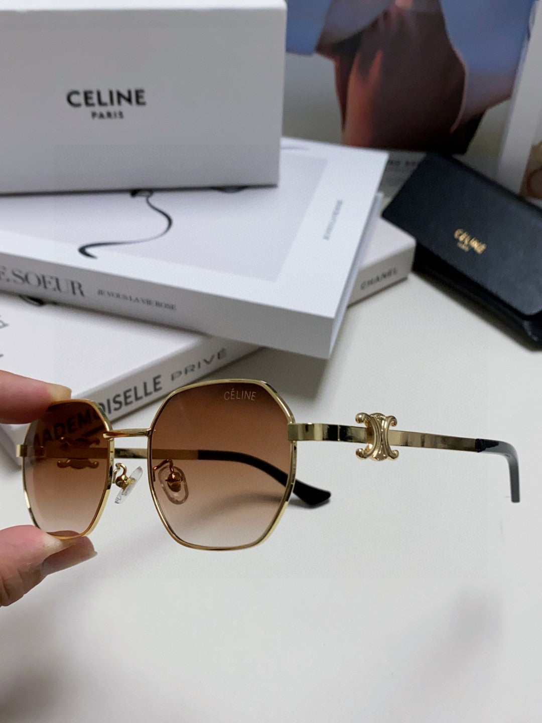 CELINE TRIOMPHE SUNGLASS 497822 IN GOLD METAL BROWN SMOKE LENSES
