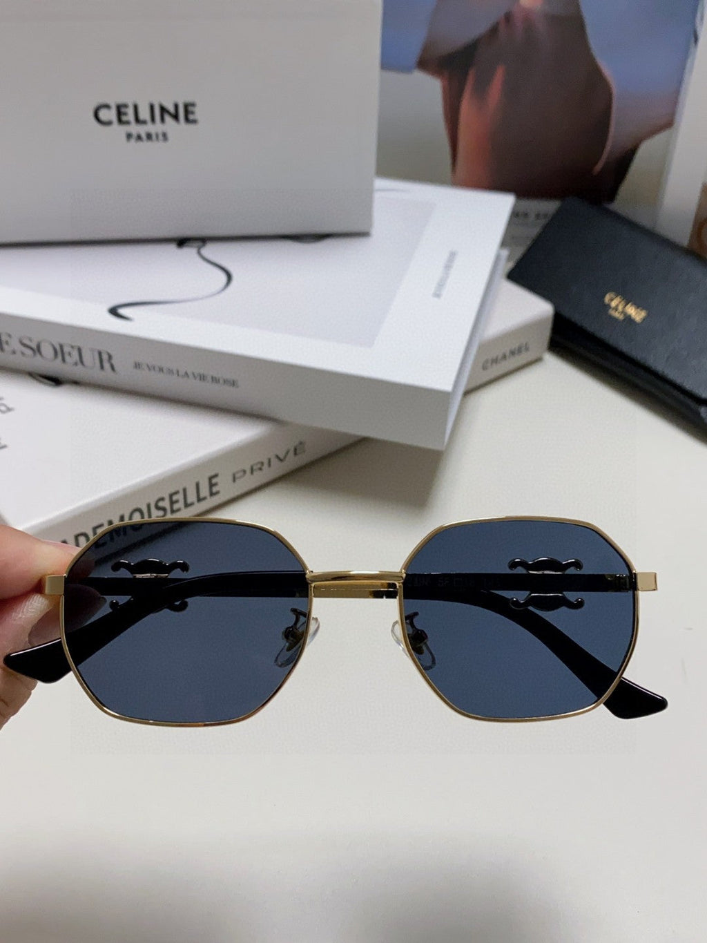 CELINE TRIOMPHE SUNGLASS 497823 IN GOLD METAL BLACK LENSES