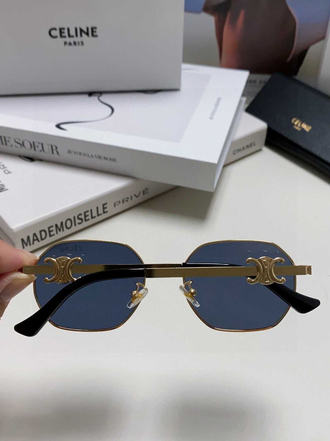 CELINE TRIOMPHE SUNGLASS 497823 IN GOLD METAL BLACK LENSES