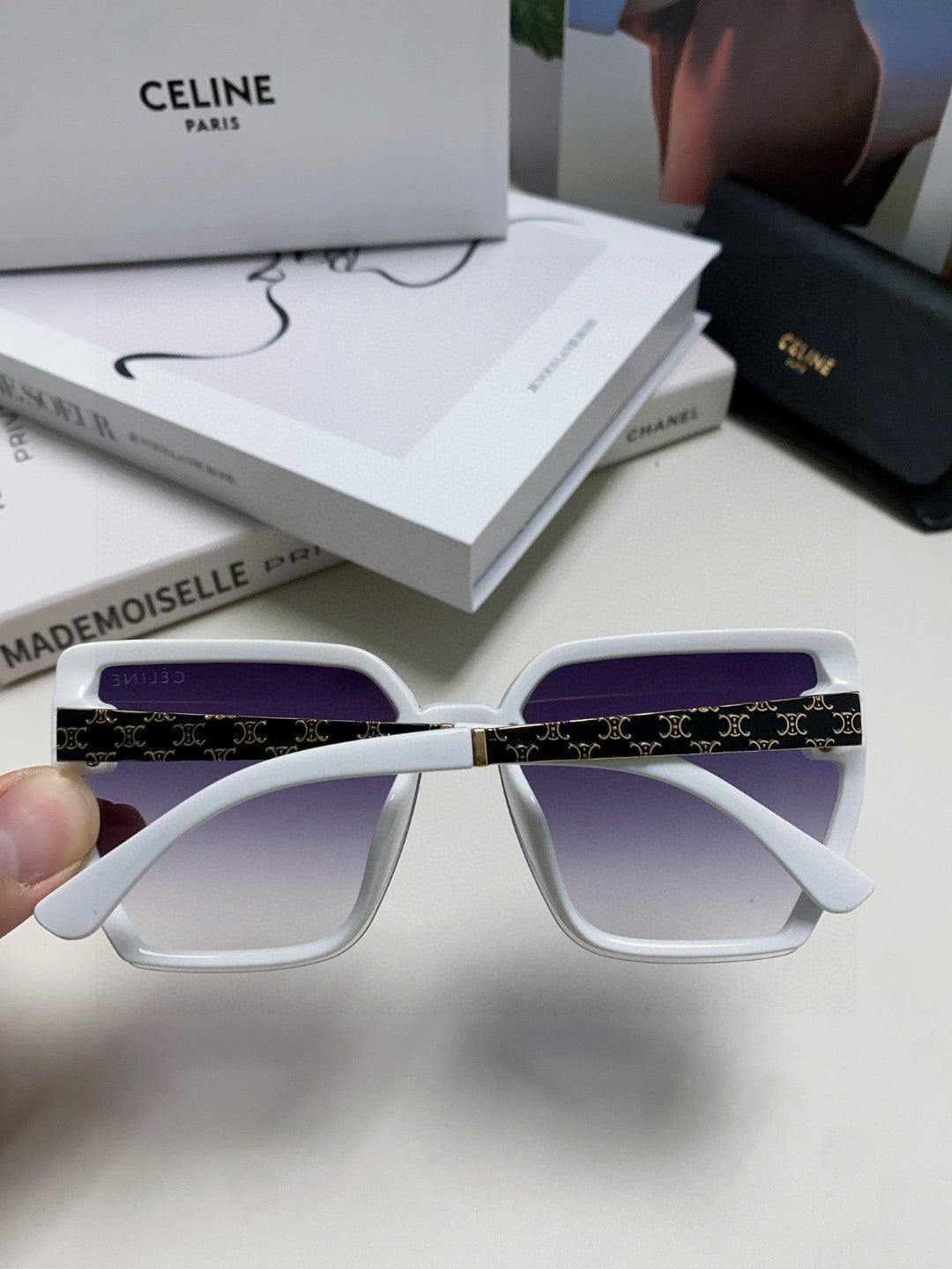 CELINE TRIOMPHE SUNGLASS 497829 IN WHITE ACETATE EMBOSSED LOGO