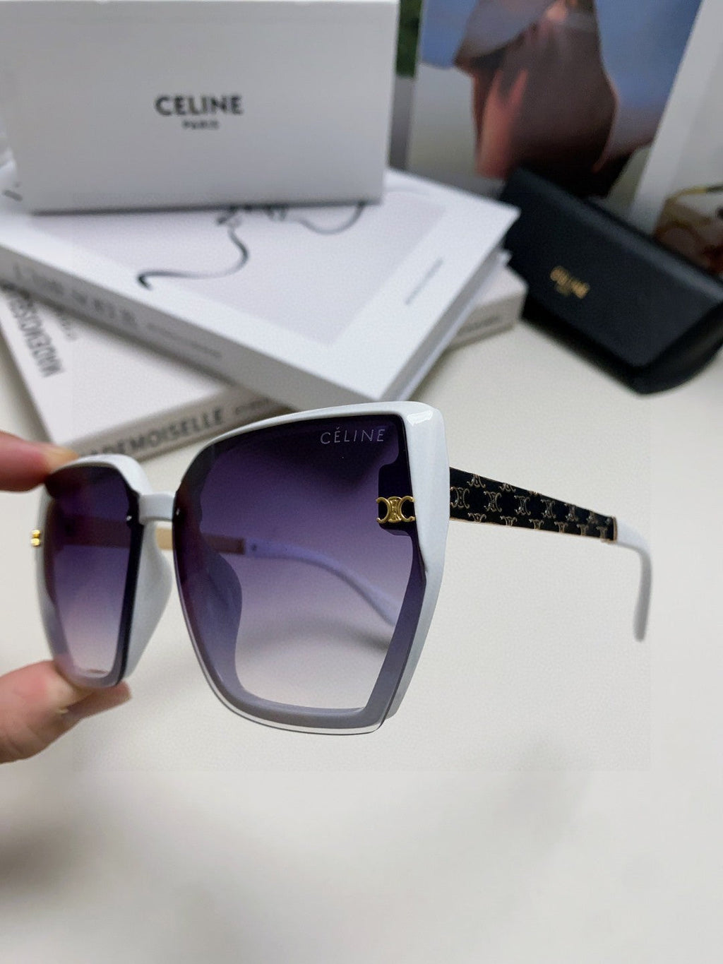 CELINE TRIOMPHE SUNGLASS 497829 IN WHITE ACETATE EMBOSSED LOGO