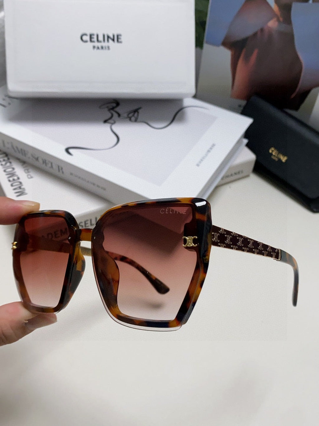 CELINE TRIOMPHE SUNGLASS 497830 IN HAVANA ACETATE EMBOSSED LOGO