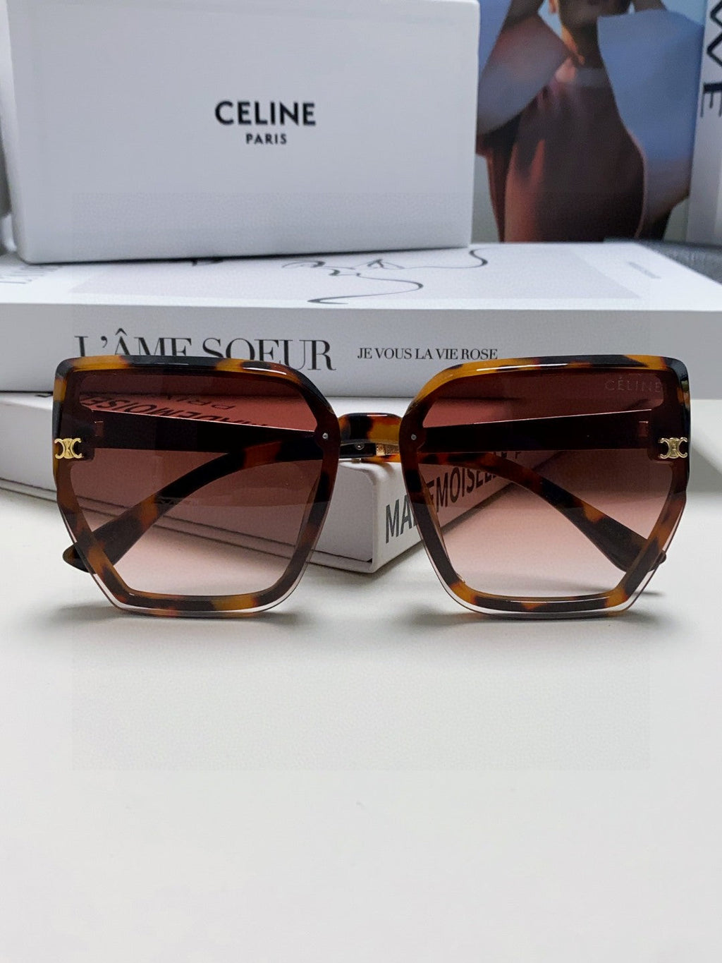 CELINE TRIOMPHE SUNGLASS 497830 IN HAVANA ACETATE EMBOSSED LOGO