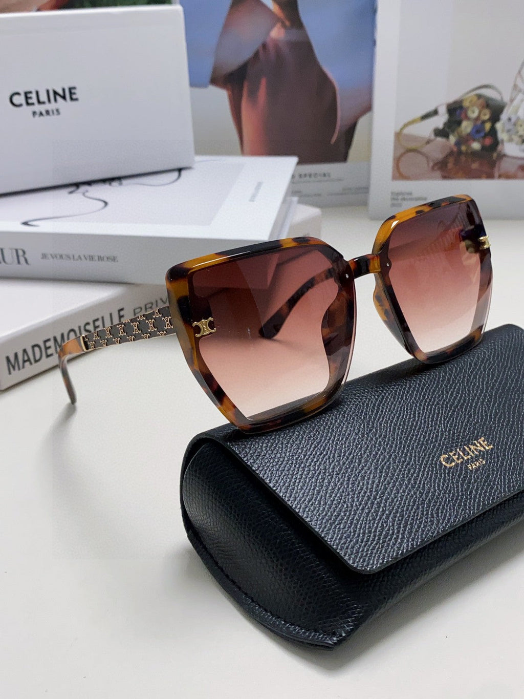 CELINE TRIOMPHE SUNGLASS 497830 IN HAVANA ACETATE EMBOSSED LOGO