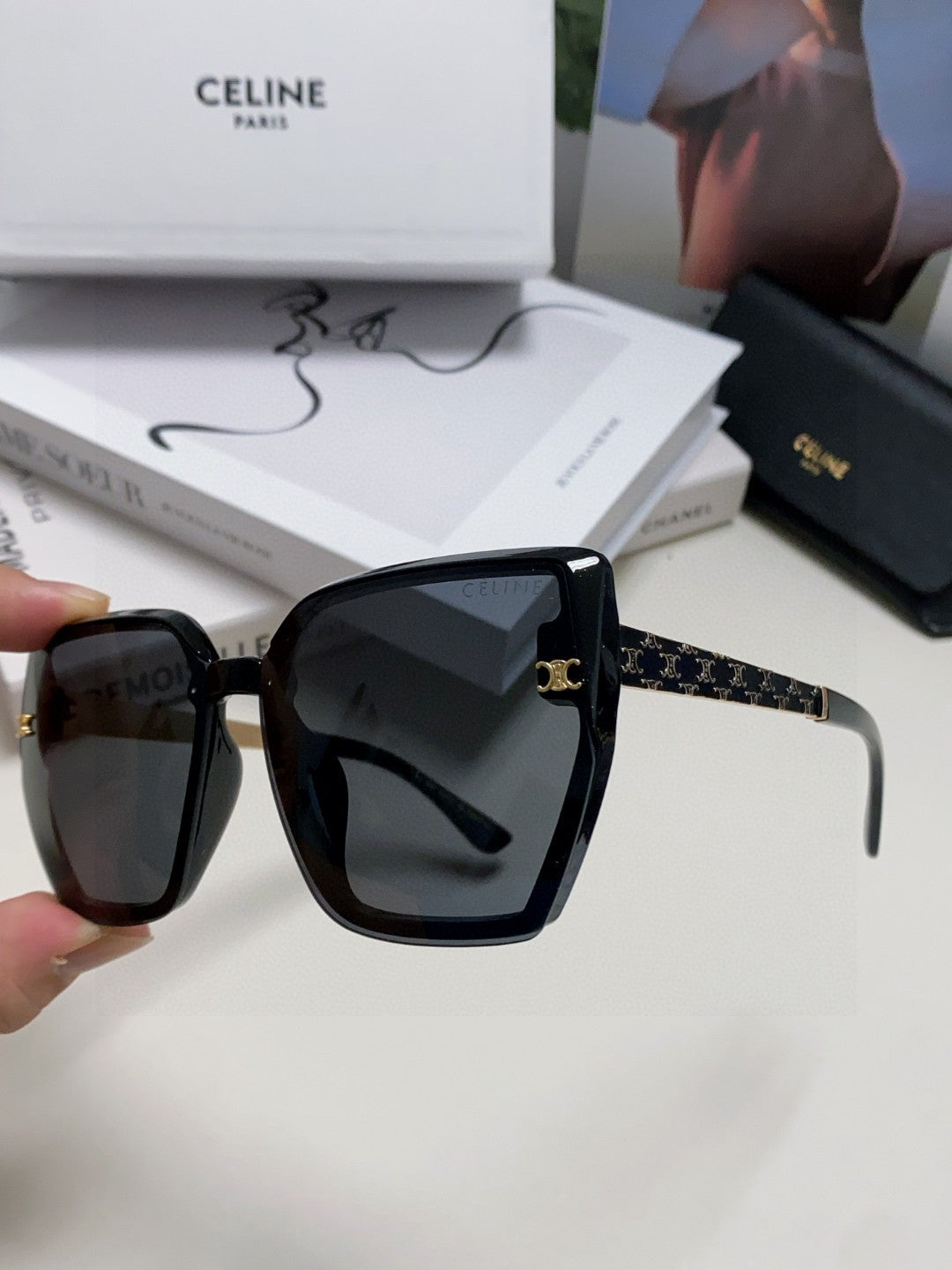 CELINE TRIOMPHE SUNGLASS 497831 IN BLACK ACETATE EMBOSSED LOGO