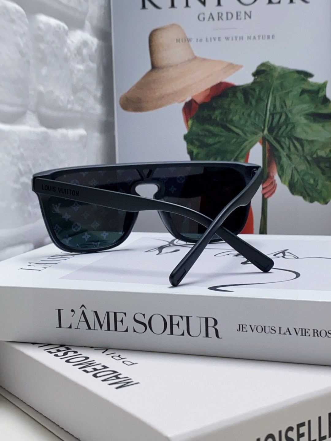 LOUIS VUITTON WAIMEA SUNGLASSES 581361 IN MULTICOLOR ACETATE MONOGRAM ON LENS