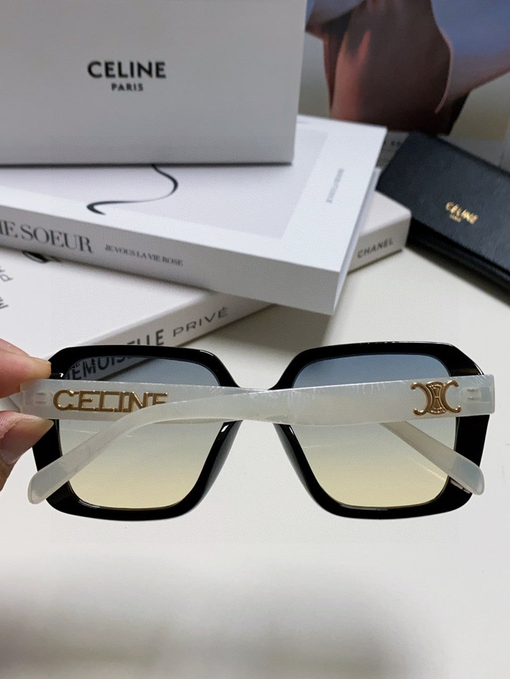 CELINE TRIOMPHE SUNGLASSES 548593 IN BLACK AND WHITE ACETATE