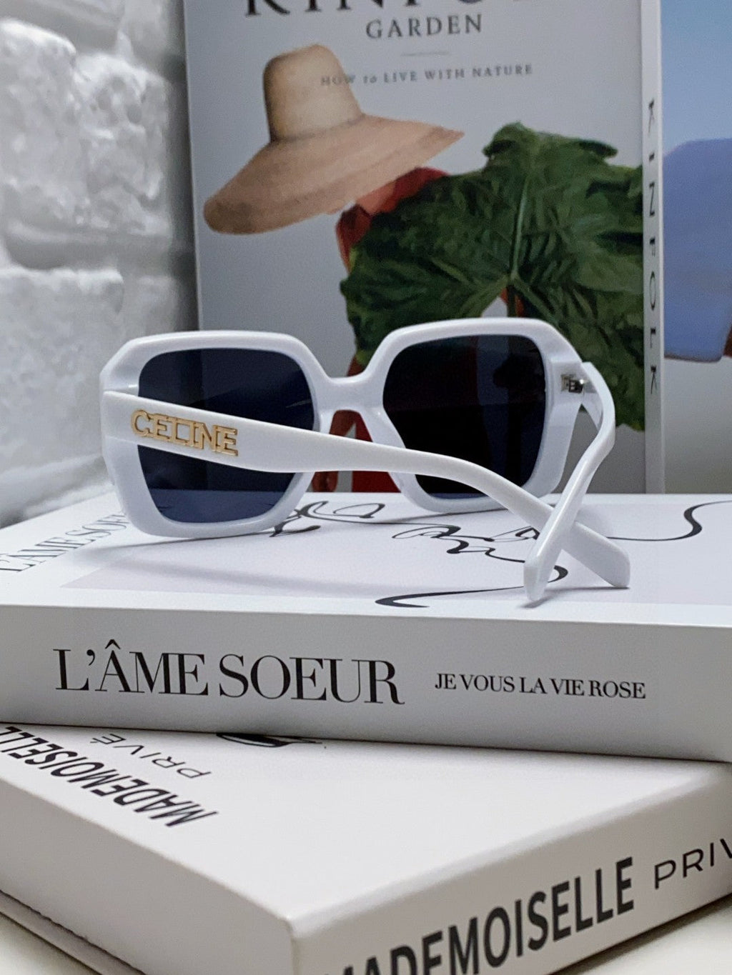 CELINE TRIOMPHE SUNGLASSES 548594 IN WHITE ACETATE