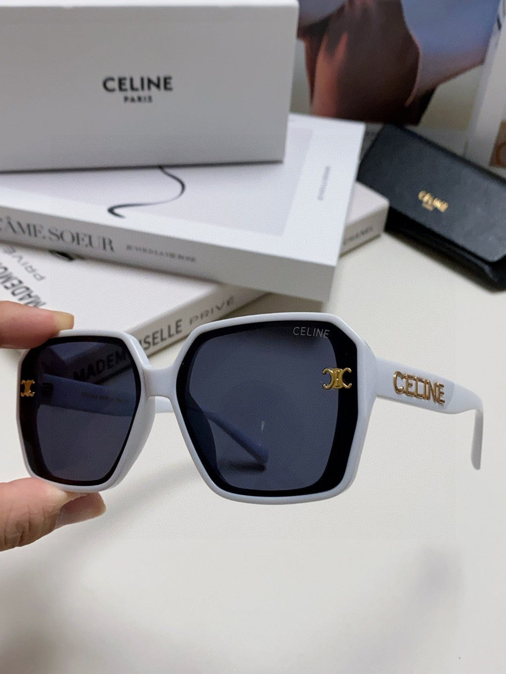 CELINE TRIOMPHE SUNGLASSES 548594 IN WHITE ACETATE