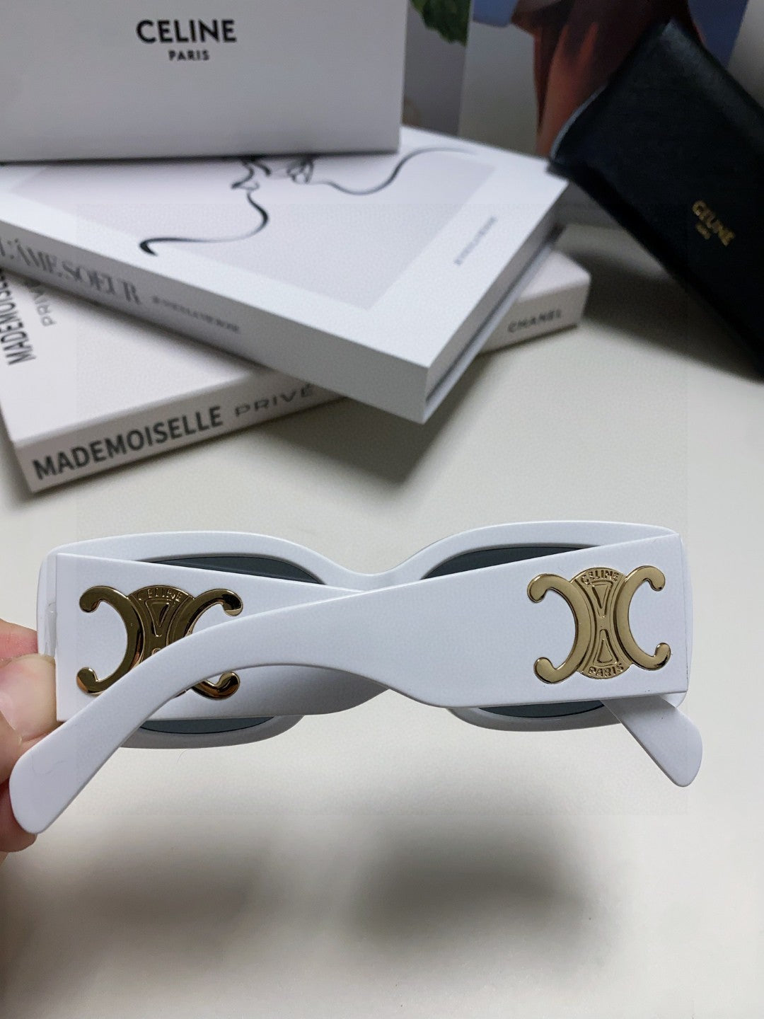 CELINE TRIOMPHE SUNGLASSES 548599 IN WHITE ACETATE