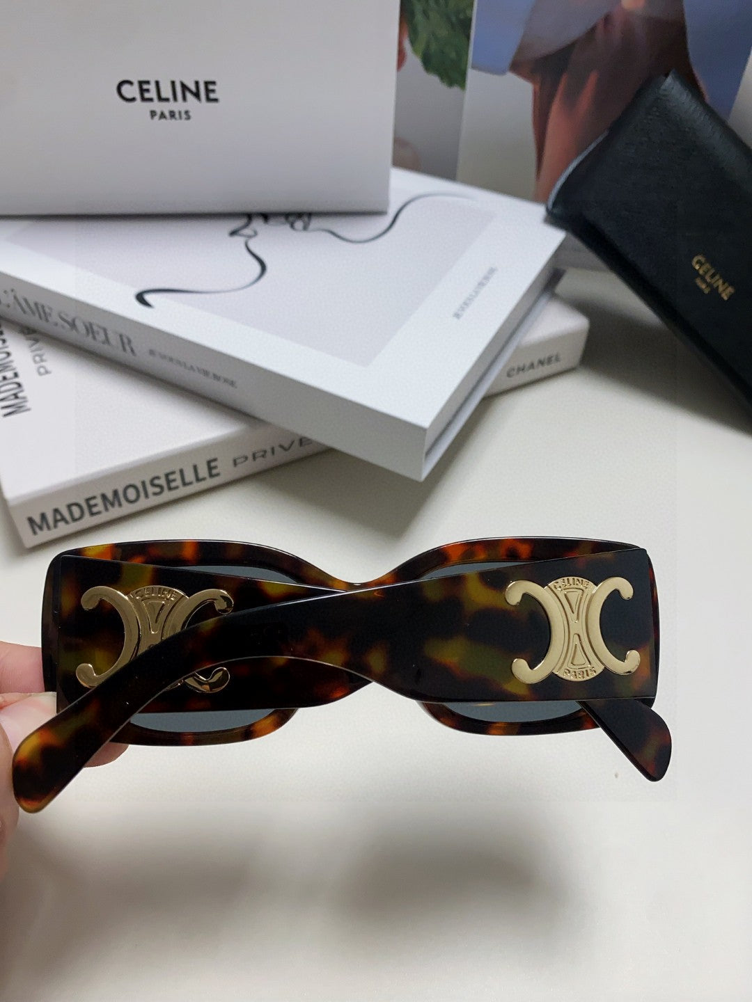 CELINE TRIOMPHE SUNGLASSES 548600 IN DARK HAVANA ACETATE