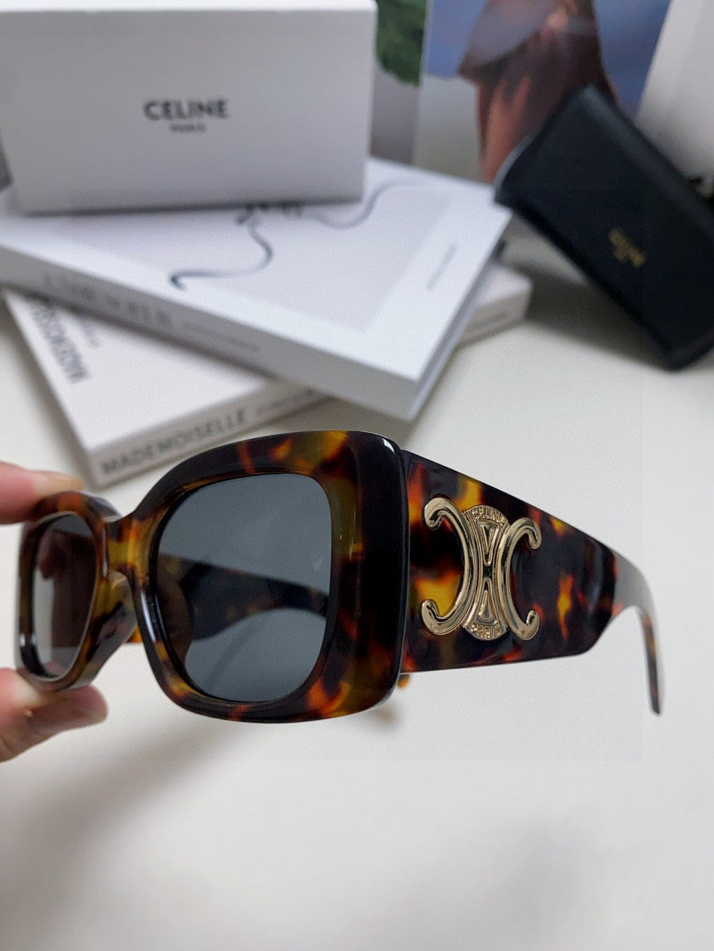 CELINE TRIOMPHE SUNGLASSES 548600 IN DARK HAVANA ACETATE