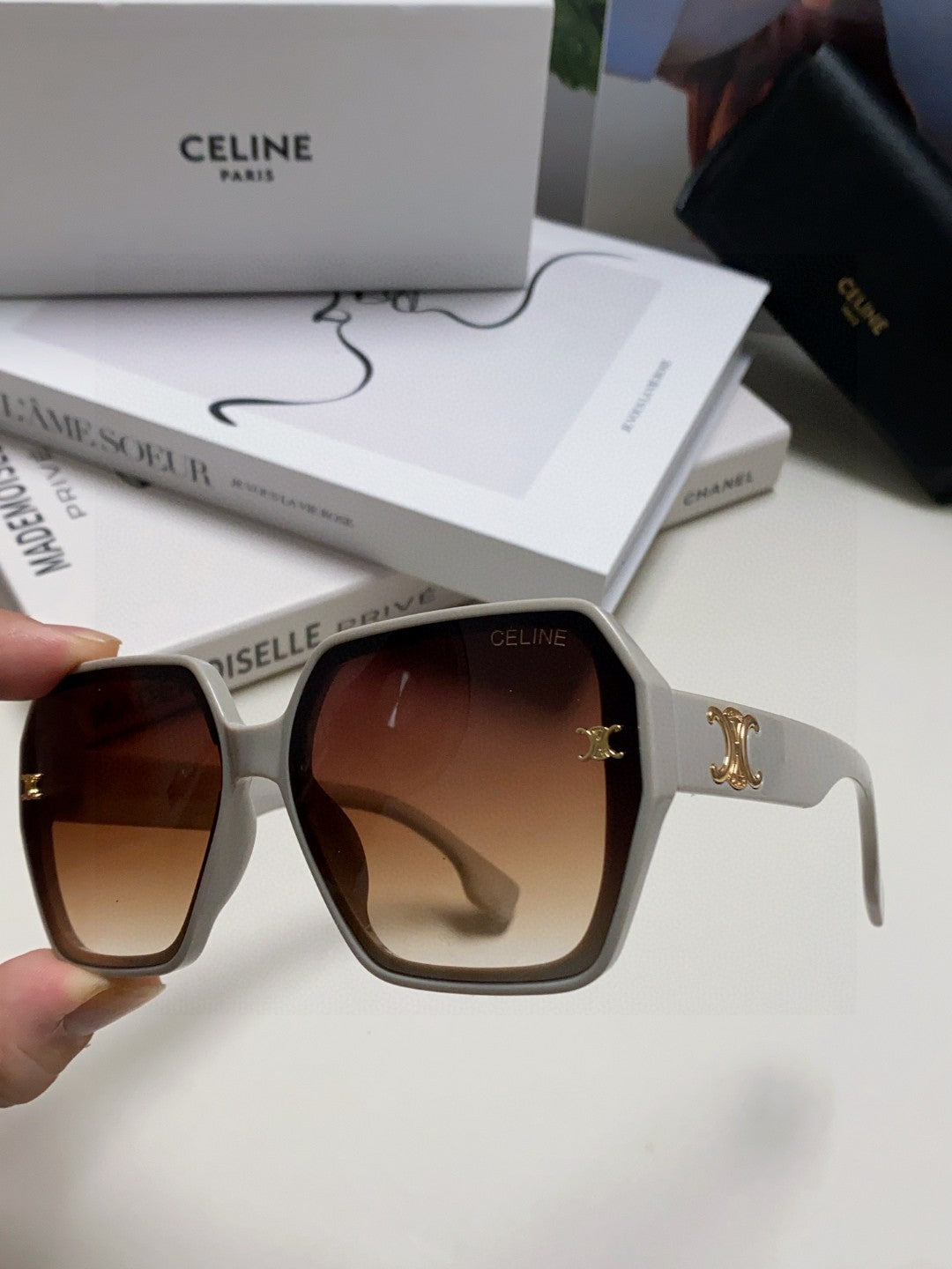 CELINE TRIOMPHE SUNGLASSES 552770 IN LIGHT GREY ACETATE