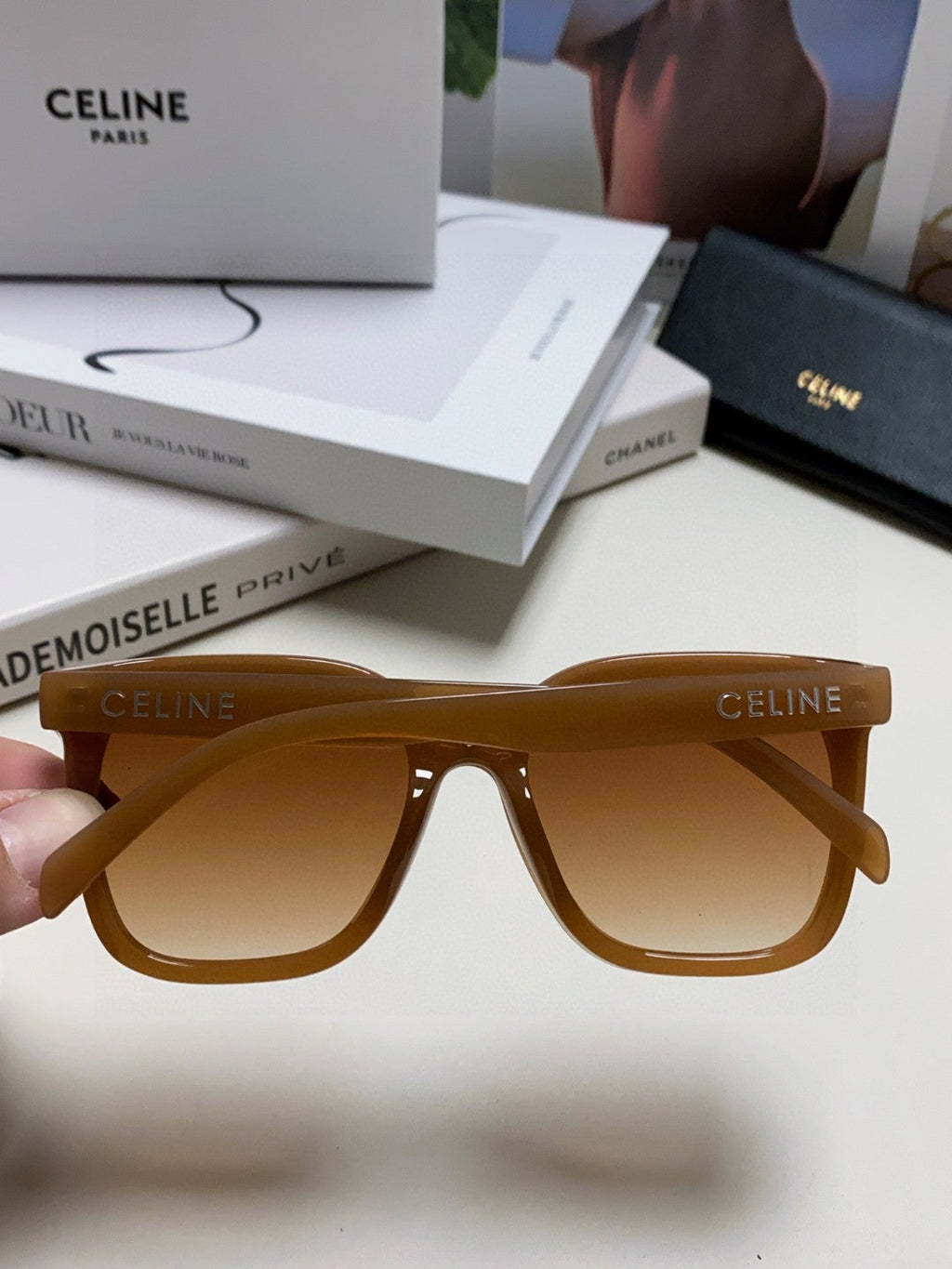 CELINE TRIOMPHE SUNGLASSES 552774 IN CARAMEL ACETATE TEXT LOGO
