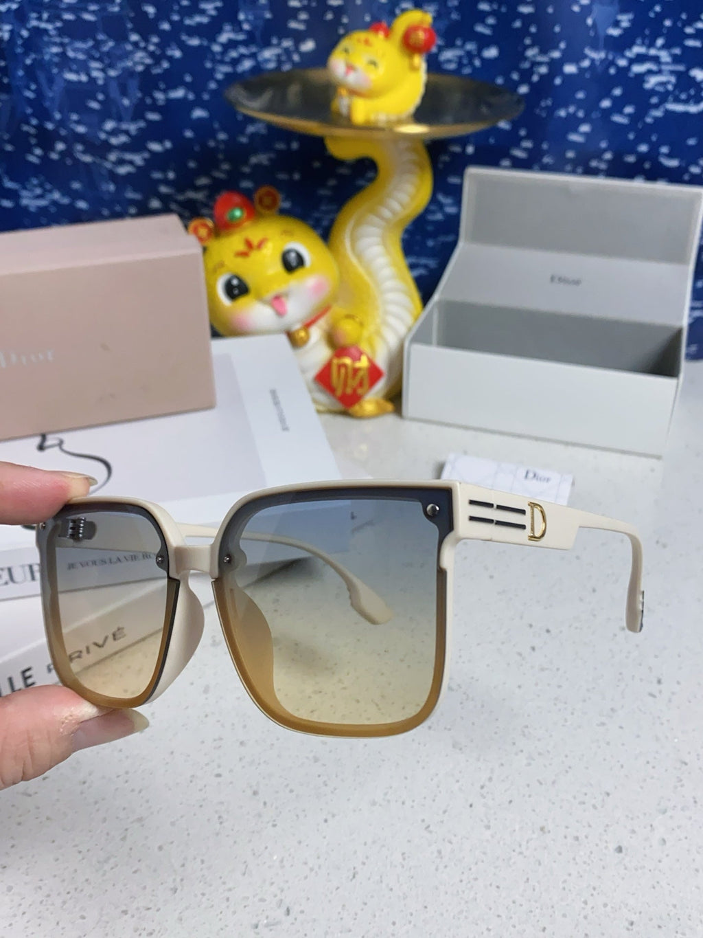 DIOR MONTAIGNE SUNGLASS 560858 IN IVORY ACETATE GREY YELLOW SMOKE LENSES