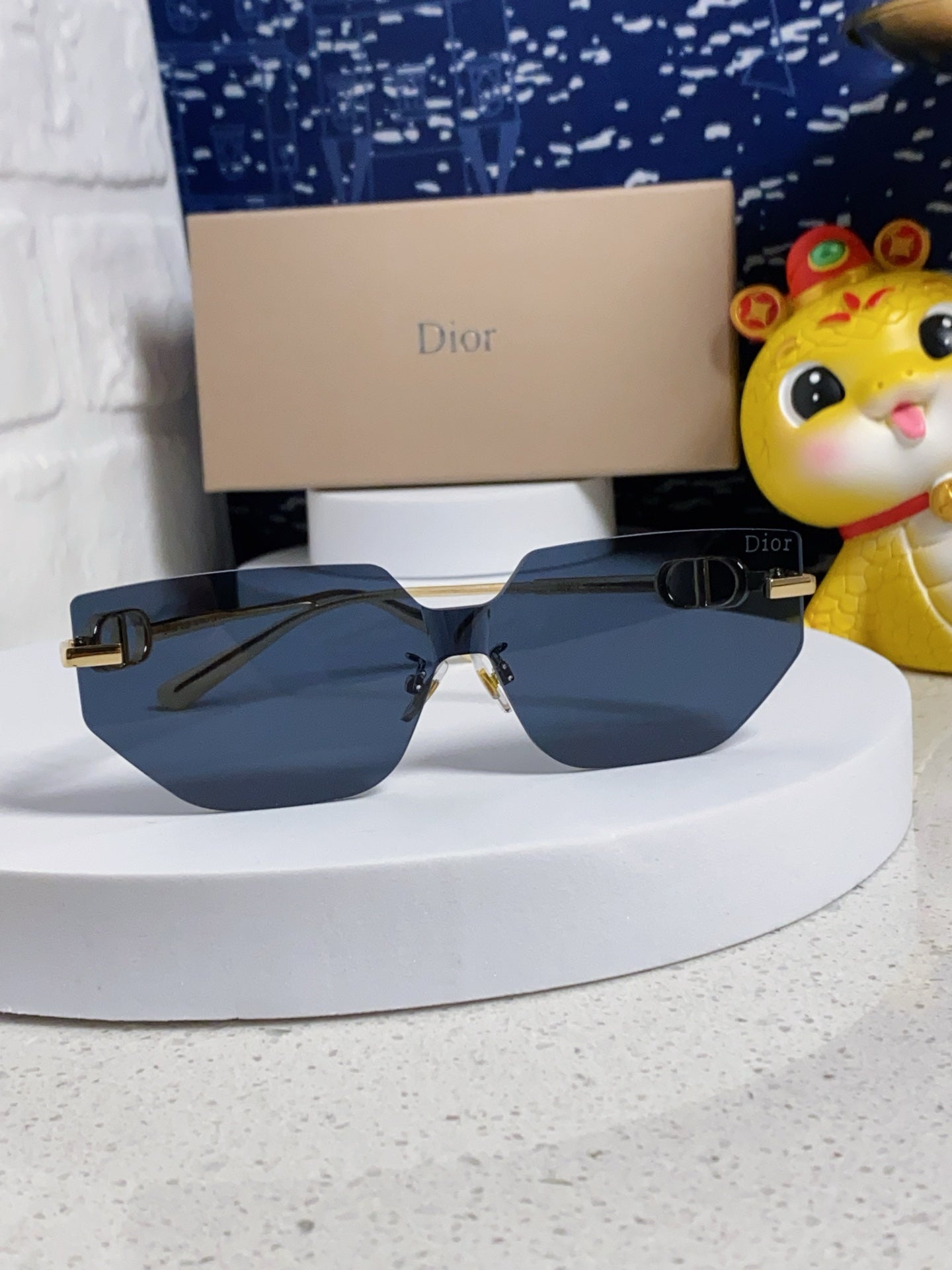 DIOR MONTAIGNE SUNGLASS 563194 IN GOLD METAL GREY LENSES