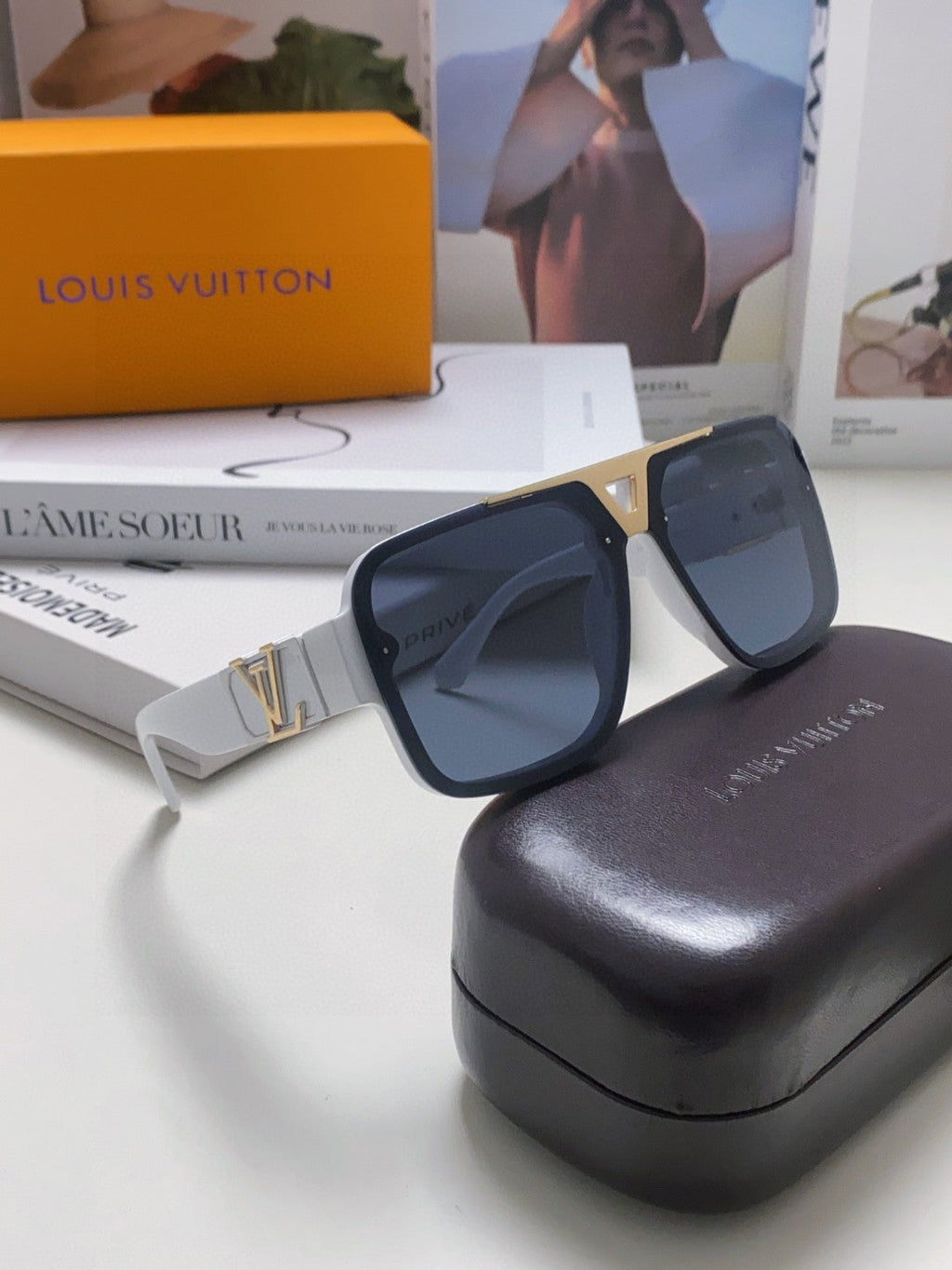 LOUIS VUITTON EVIDENCE SUNGLASSES 574718 IN WHITE ACETATE