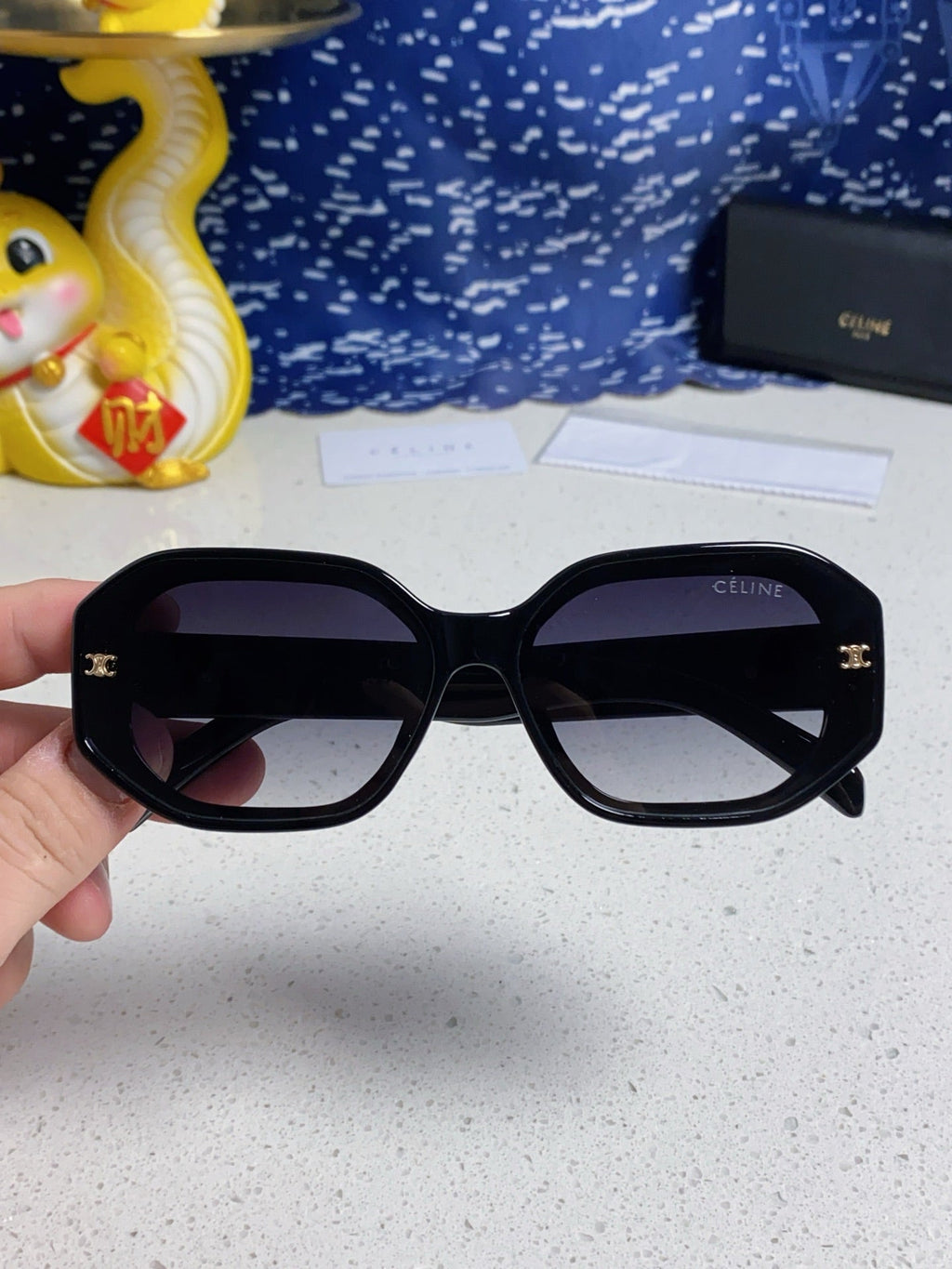 CELINE TRIOMPHE SQUARE SUNGLASS 566743 IN BLACK ACETATE GRADIENT SMOKE LENSES