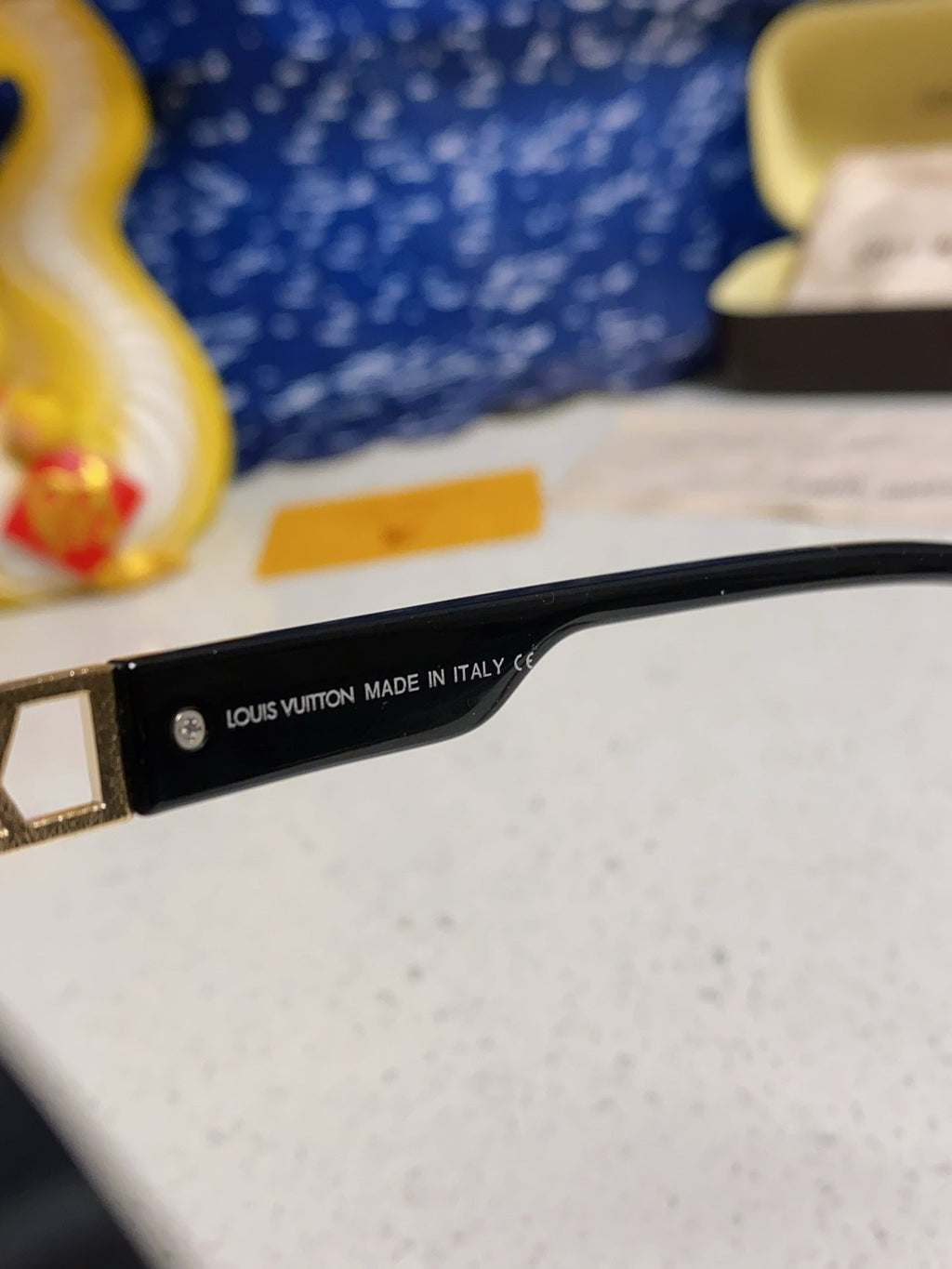 LOUIS VUITTON CAT EYE SUNGLASSES 567470 IN BLACK ACETATE GREY SMOKE LENS