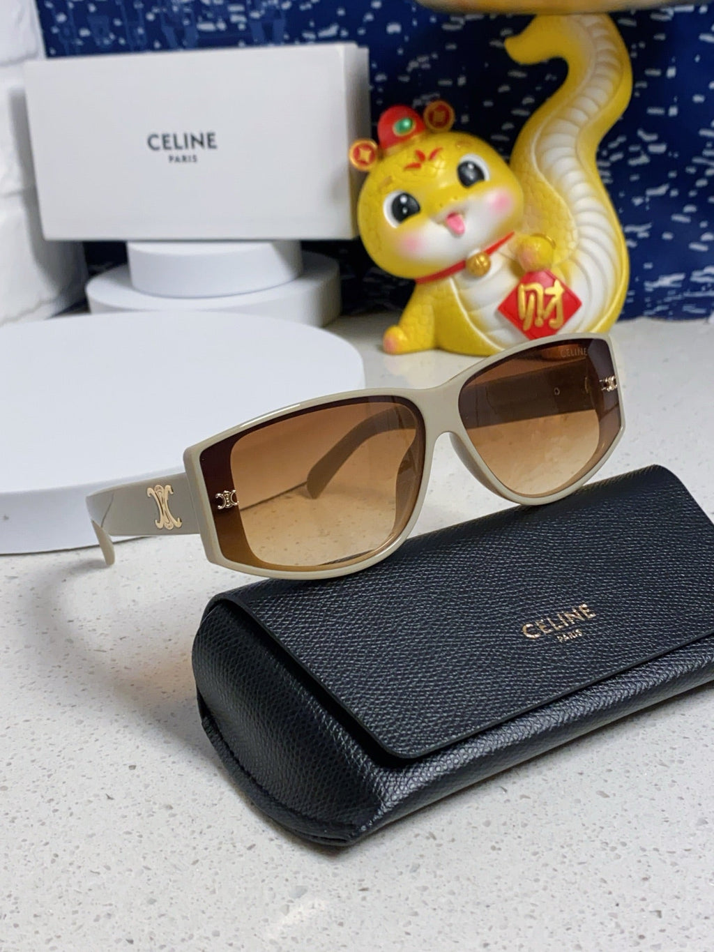 CELINE TRIOMPHE SUNGLASS 533218 IN IVORY ACETATE CAMEL LENSES