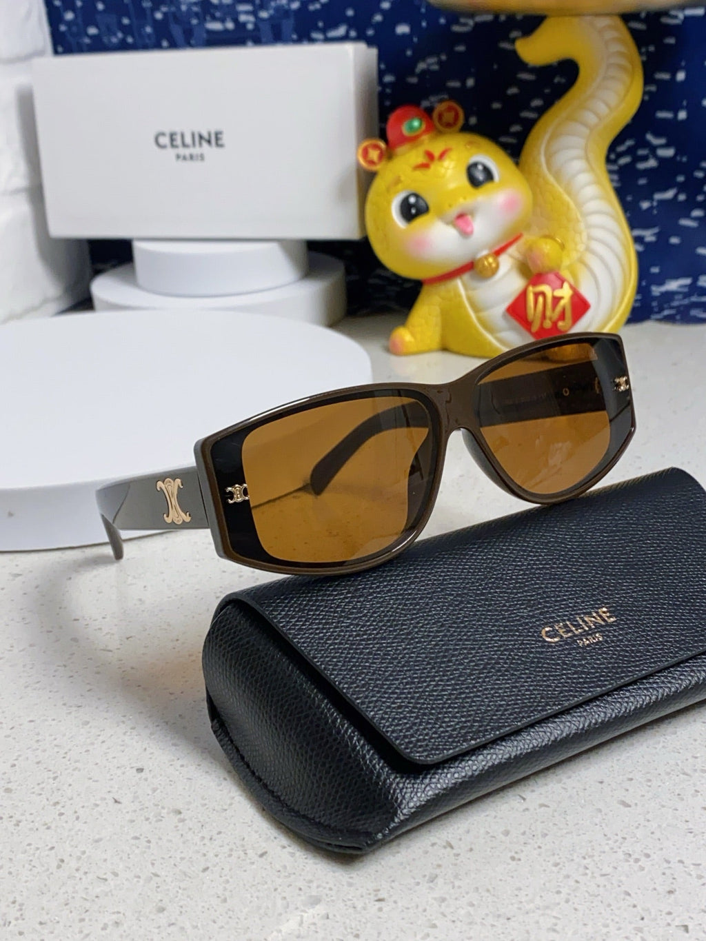 CELINE TRIOMPHE SUNGLASS 533219 IN CARAMEL ACETATE