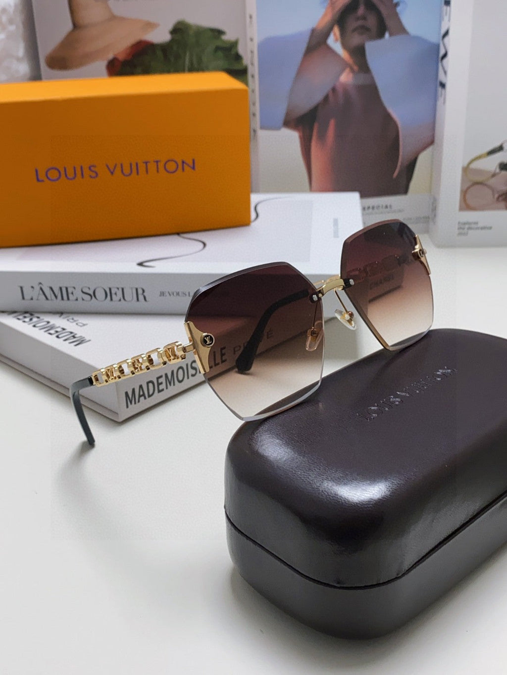 LOUIS VUITTON CHAIN SQUARE SUNGLASSES 570260 IN GOLD METAL BROWN SMOKE LENS