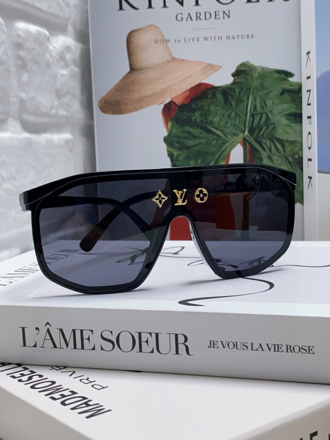 LOUIS VUITTON WAIMEA SUNGLASSES 570270 IN BLACK ACETATE